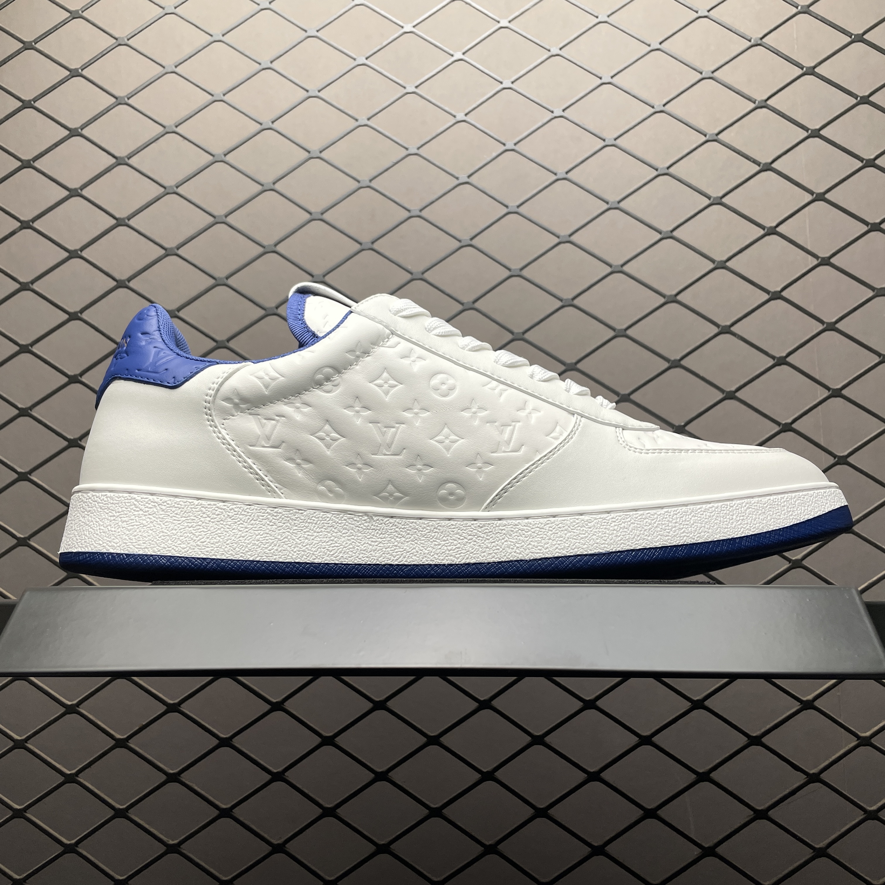 LOUIS VUITTON Rivoli Sneaker - Shoes (1ADGOR)