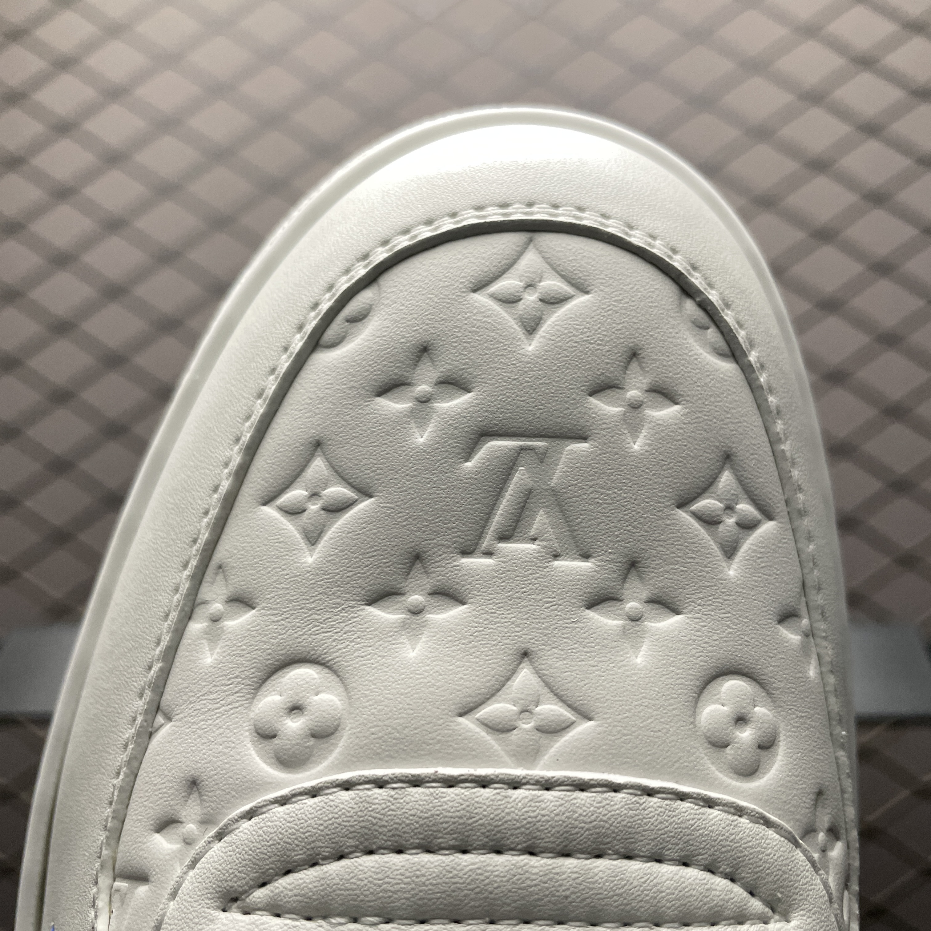 LOUIS VUITTON Rivoli Sneaker - Shoes (1ADGOR)