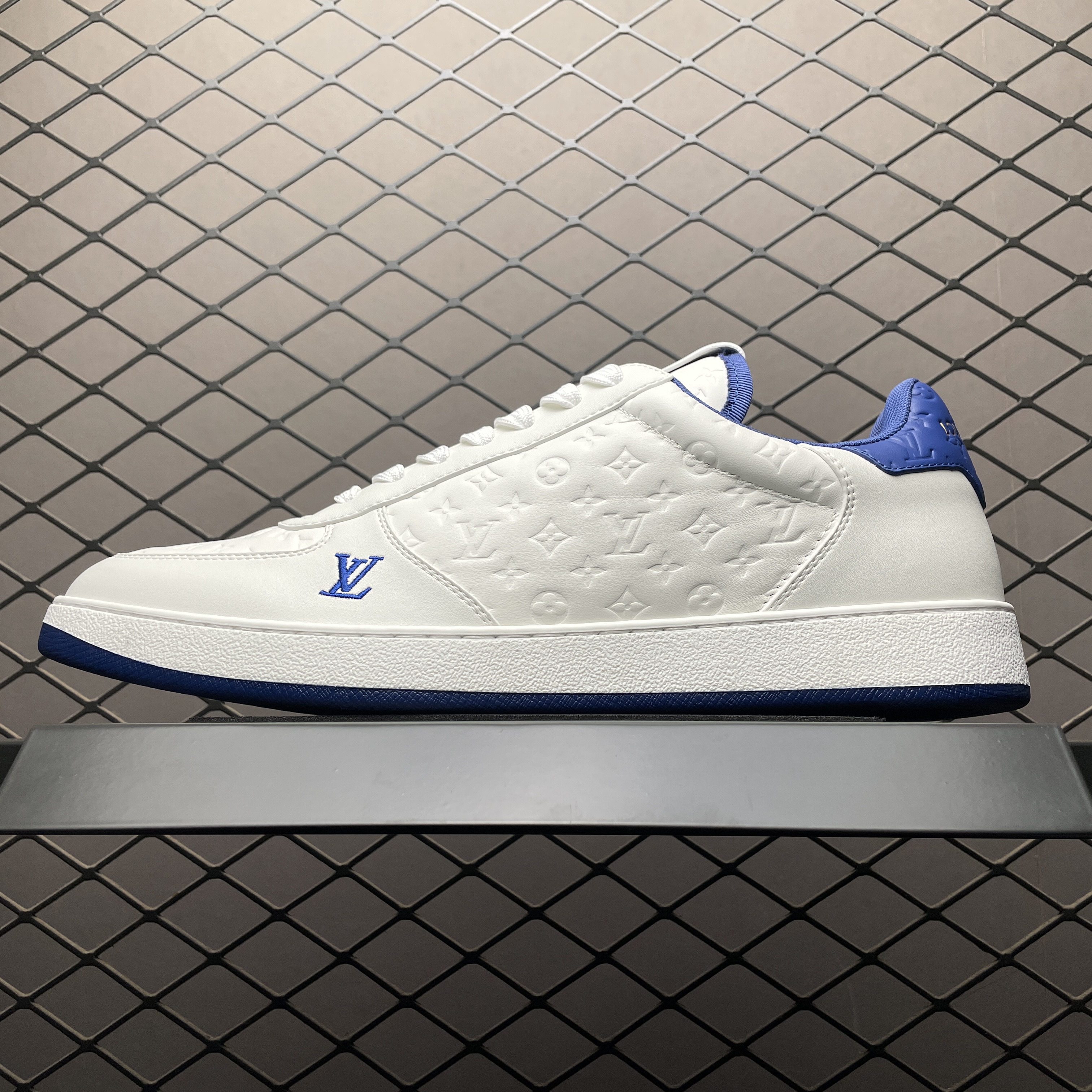 LOUIS VUITTON Rivoli Sneaker - Shoes (1ADGOR)