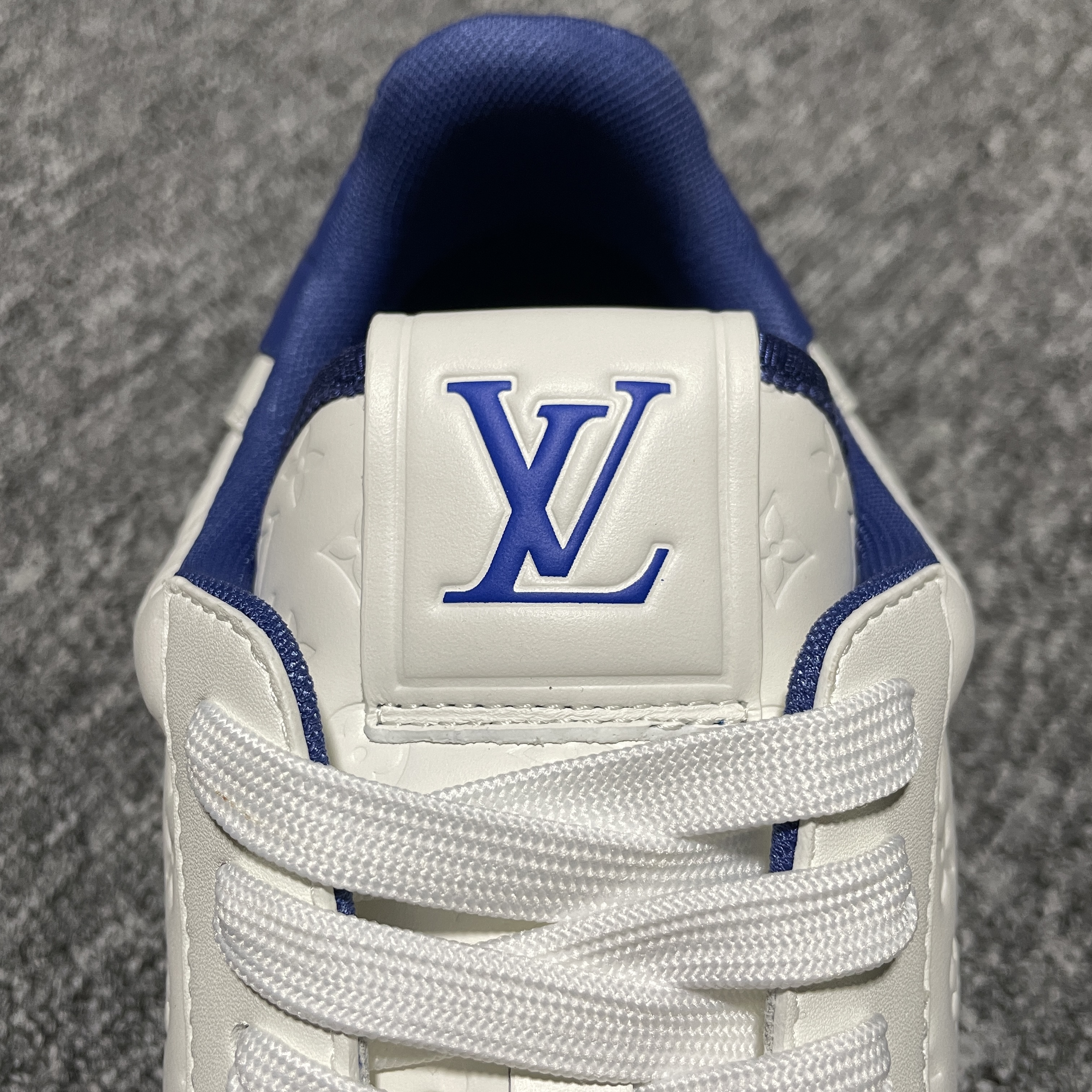 LOUIS VUITTON Rivoli Sneaker - Shoes (1ADGOR)