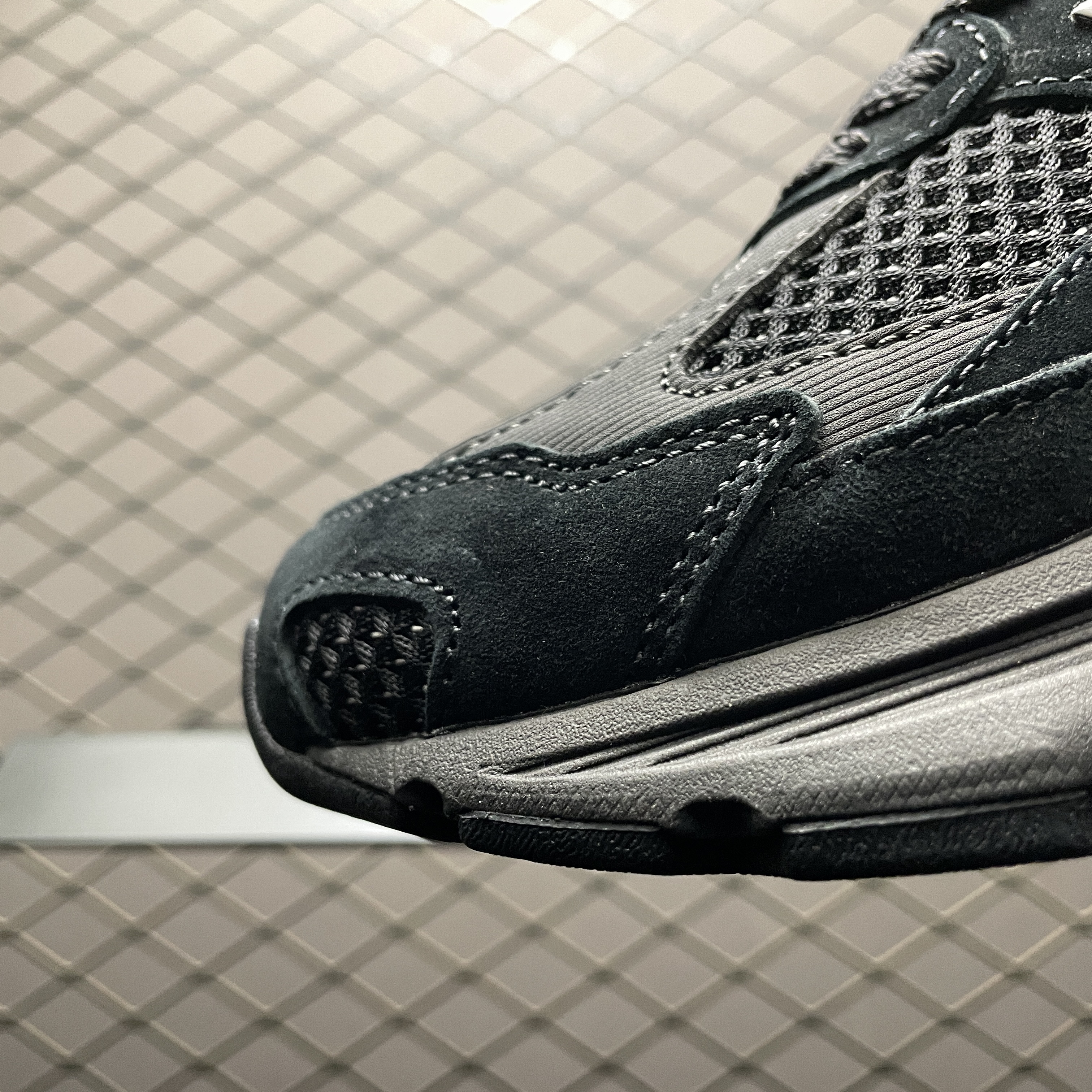 New Balance 2010 "Black/Brown" (U2010TTB）