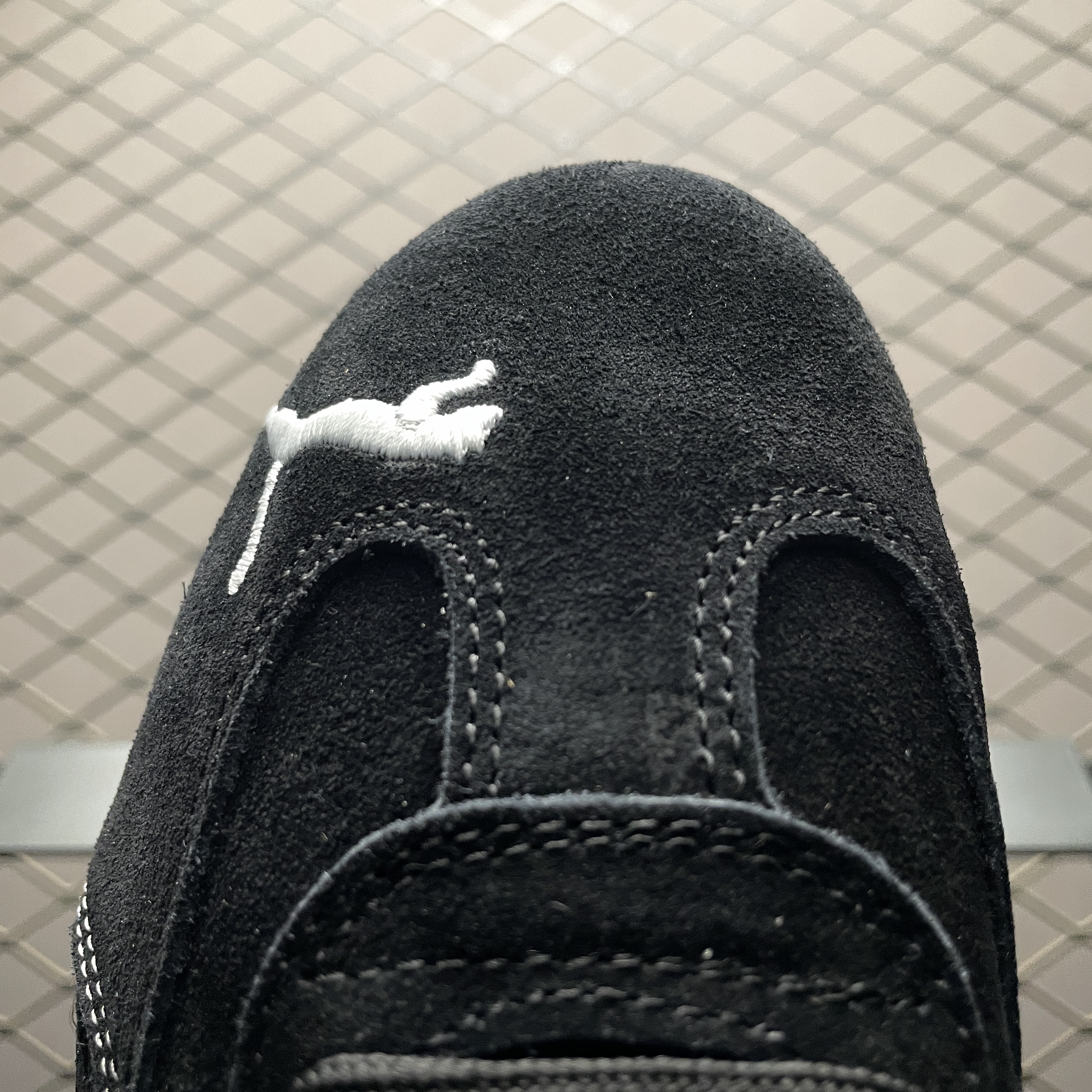 BALENCIAGA × Puma Speedcat Suede "Black/White"（847146WSDSD1090）