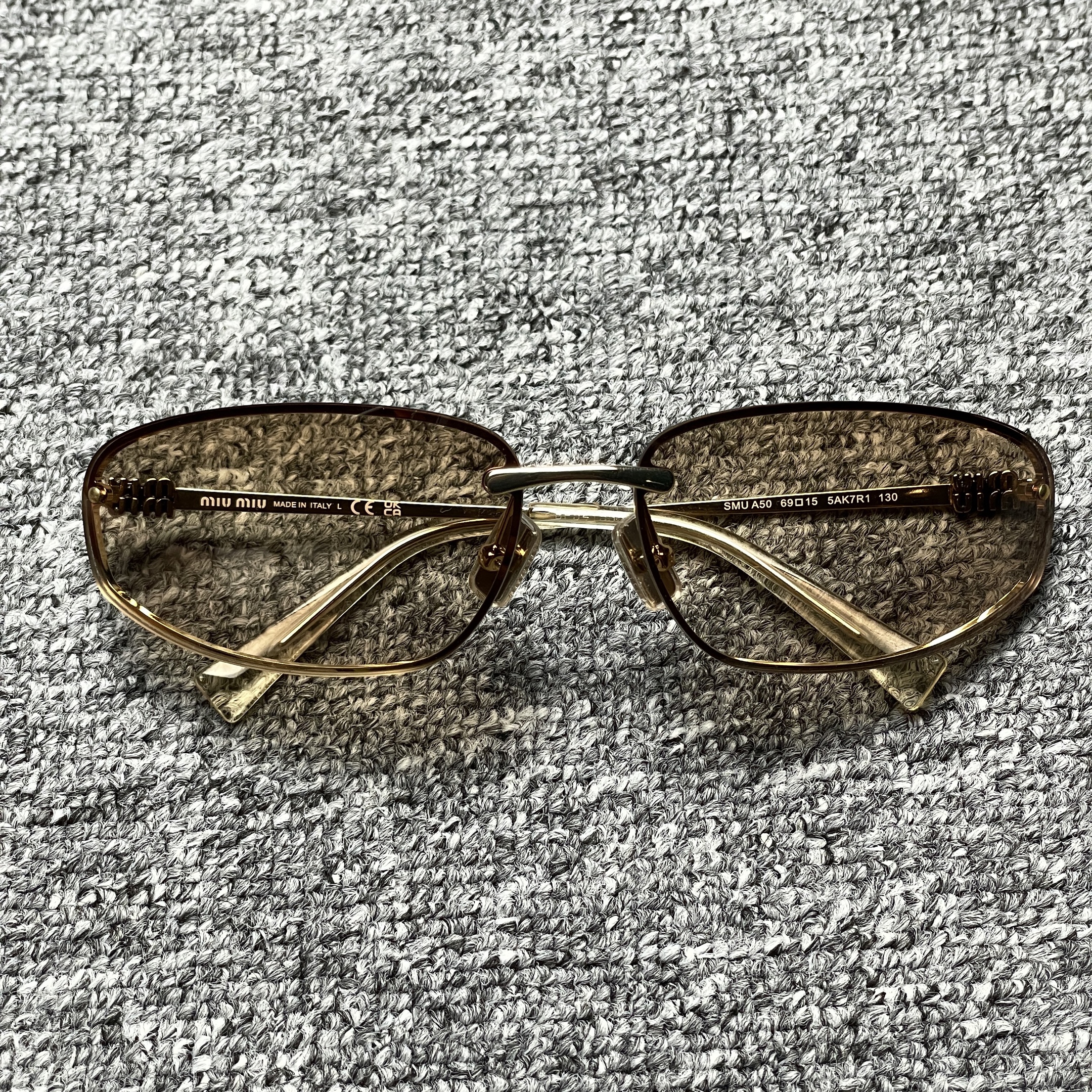 MIUMIU Runway Sunglasses "Pink Mirror Lenses" (SMUA50_M1BC_FE70J_C_068)