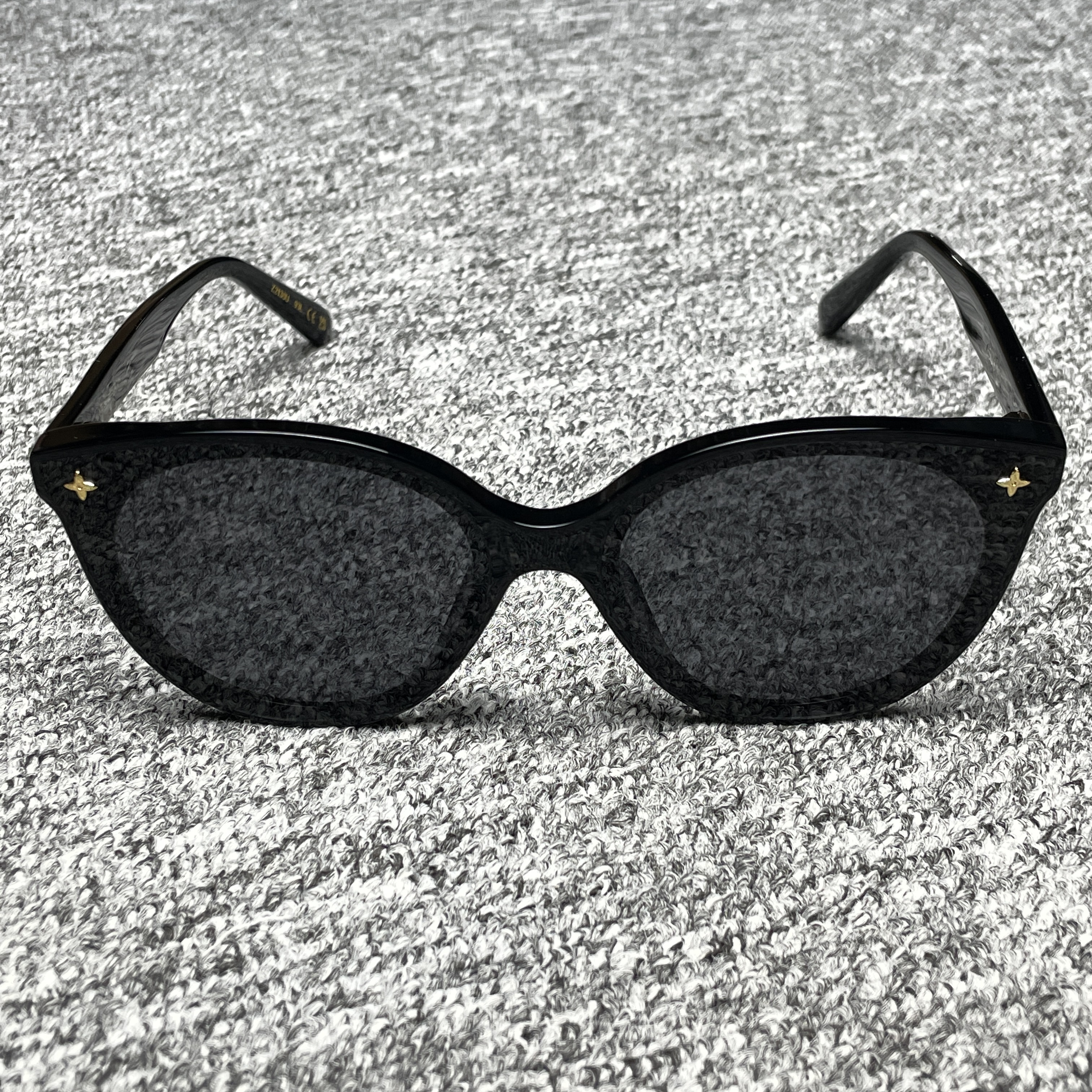 Louis Vuitton MY MONOGRAM FAME CAT EYE Sunglasses (Z2130U)