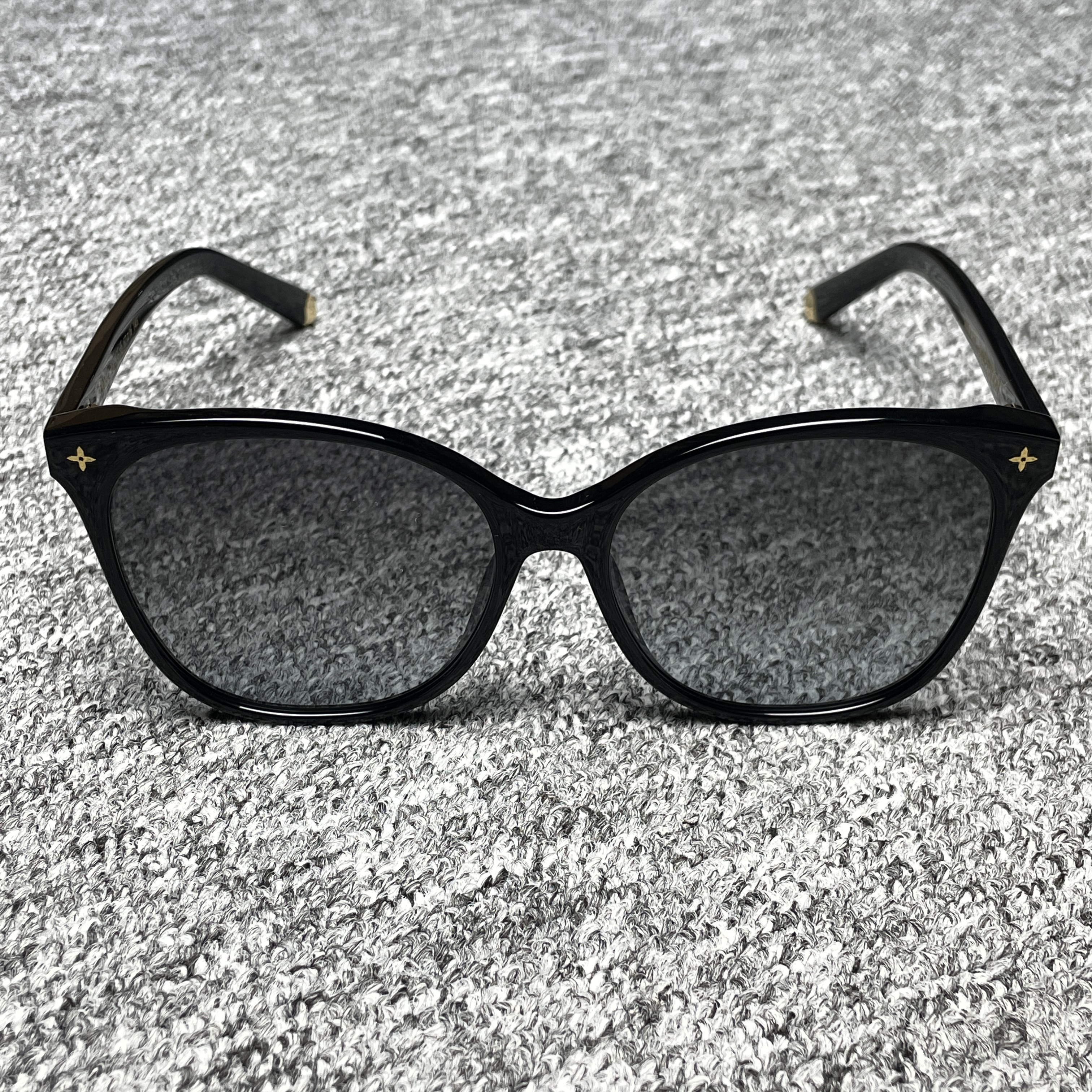 LOUIS VUITTON  My Monogram Light Cat Eye Glasses (Z1657E)