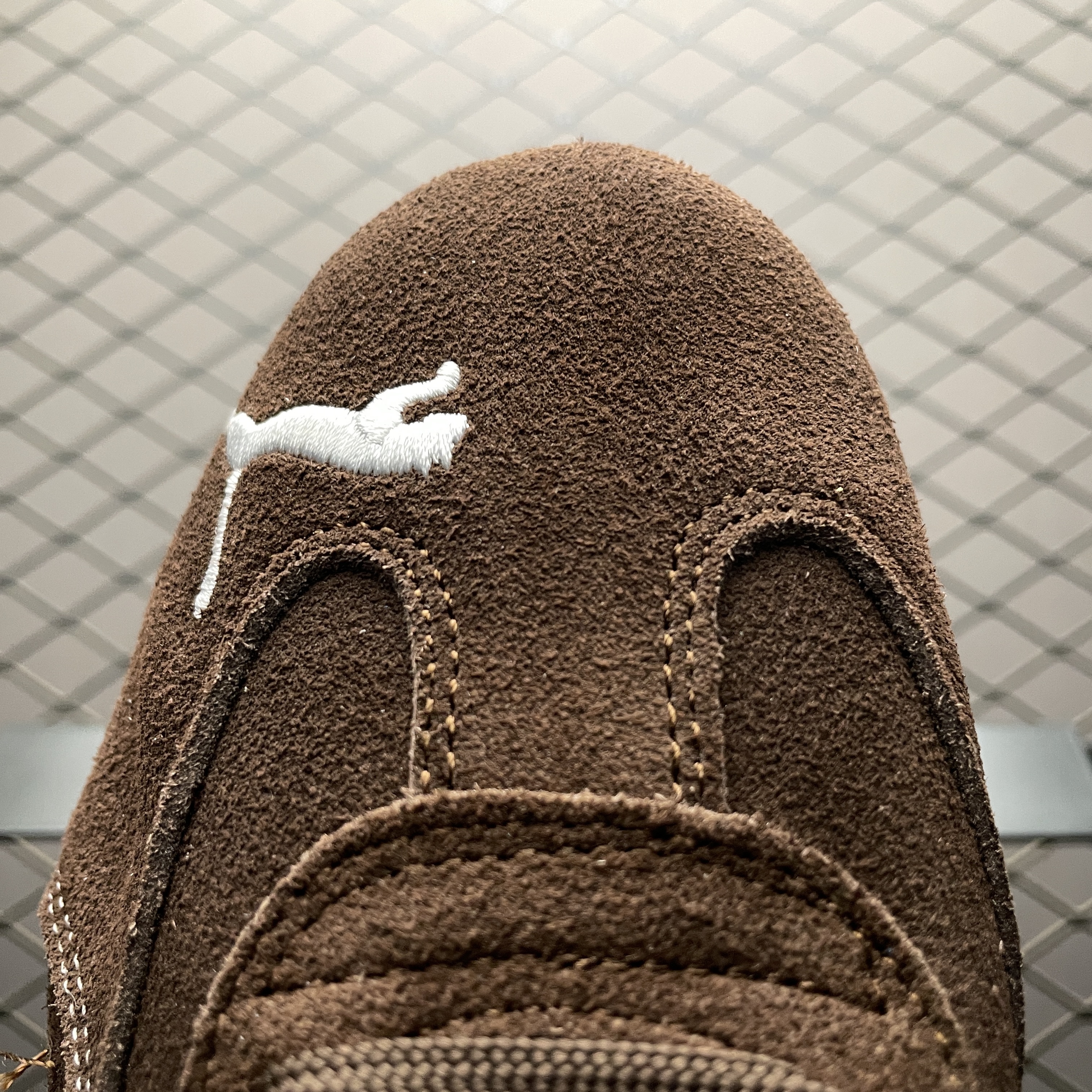 BALENCIAGA × Puma Speedcat Suede "Brown/White/Black"（847146WSDSD2910）