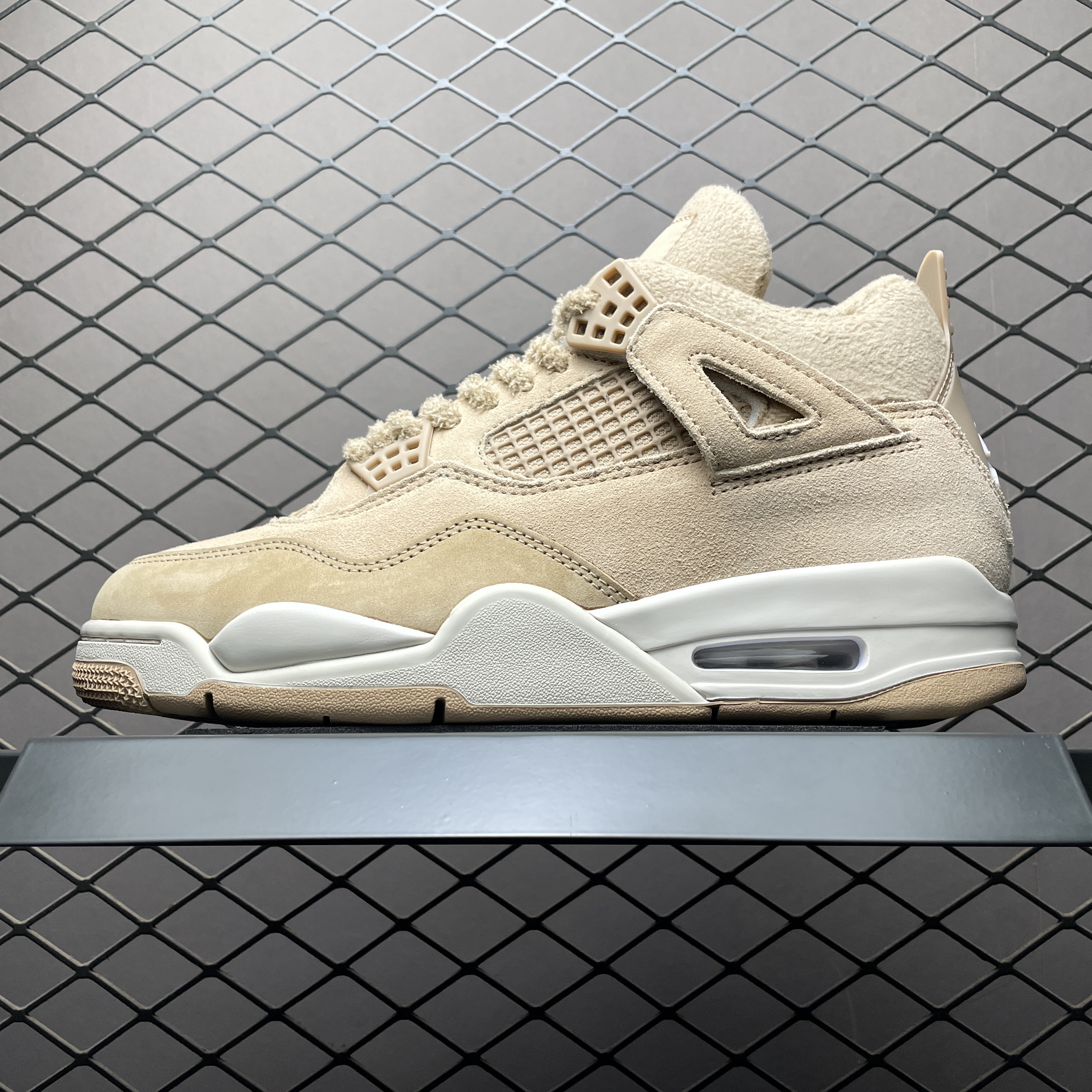 Nike Air Jordan 4 "Hemp"（HV0823-200）
