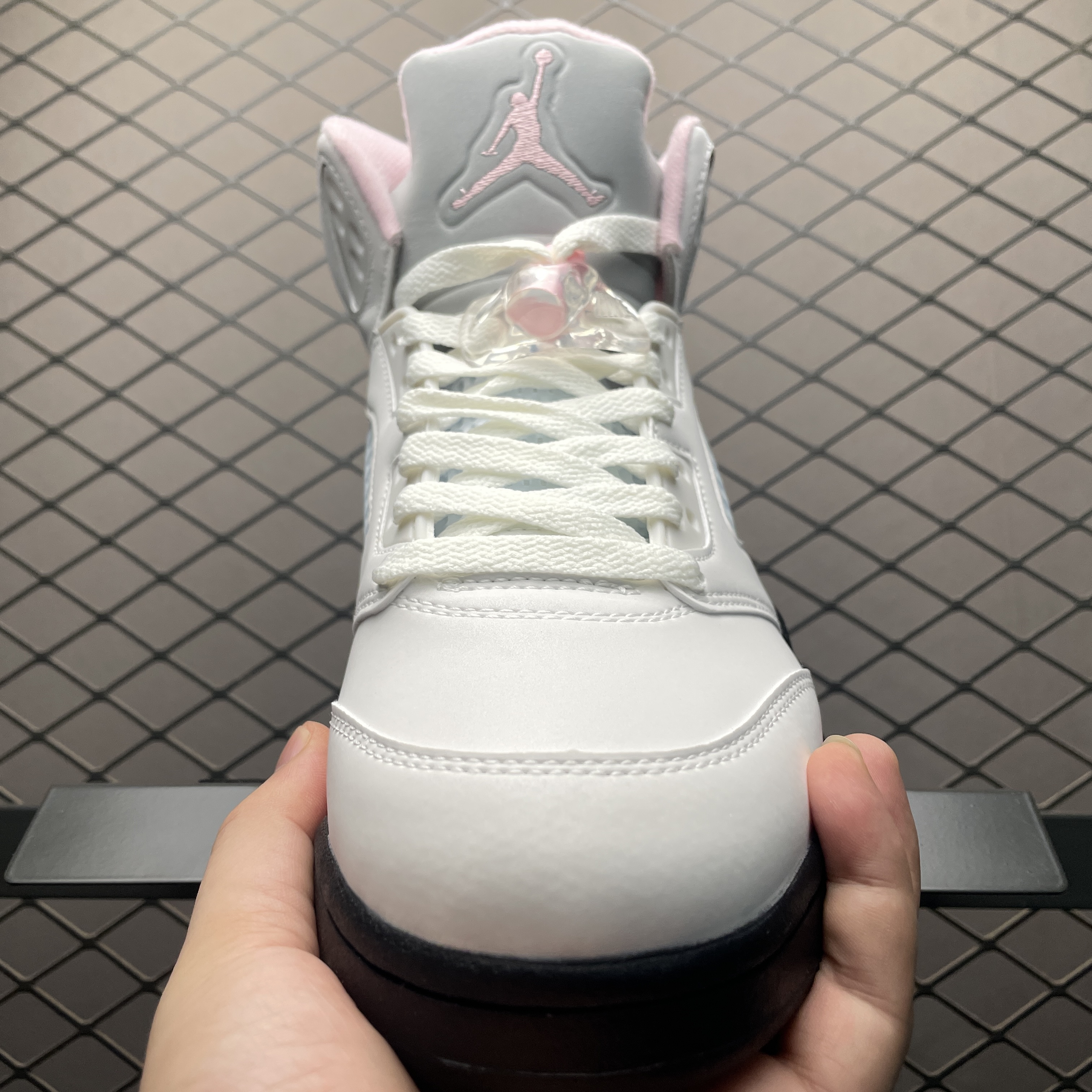 Nike Air Jordan 5 "Medium Soft Pink"（HQ7978-102）