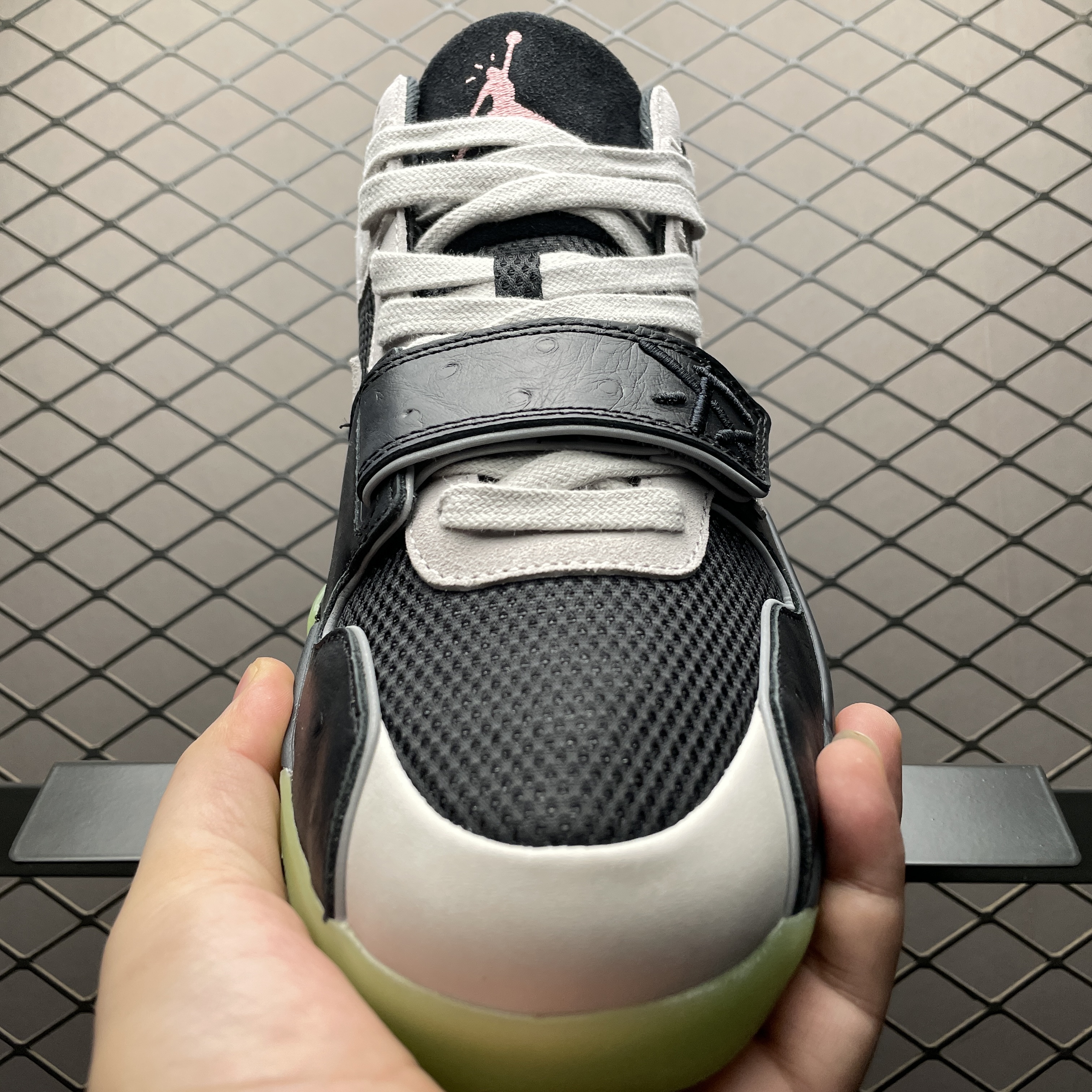 Travis Scott × Chase B × Nike Jumpman Jack TR "Night Silver"(IH7971-001）