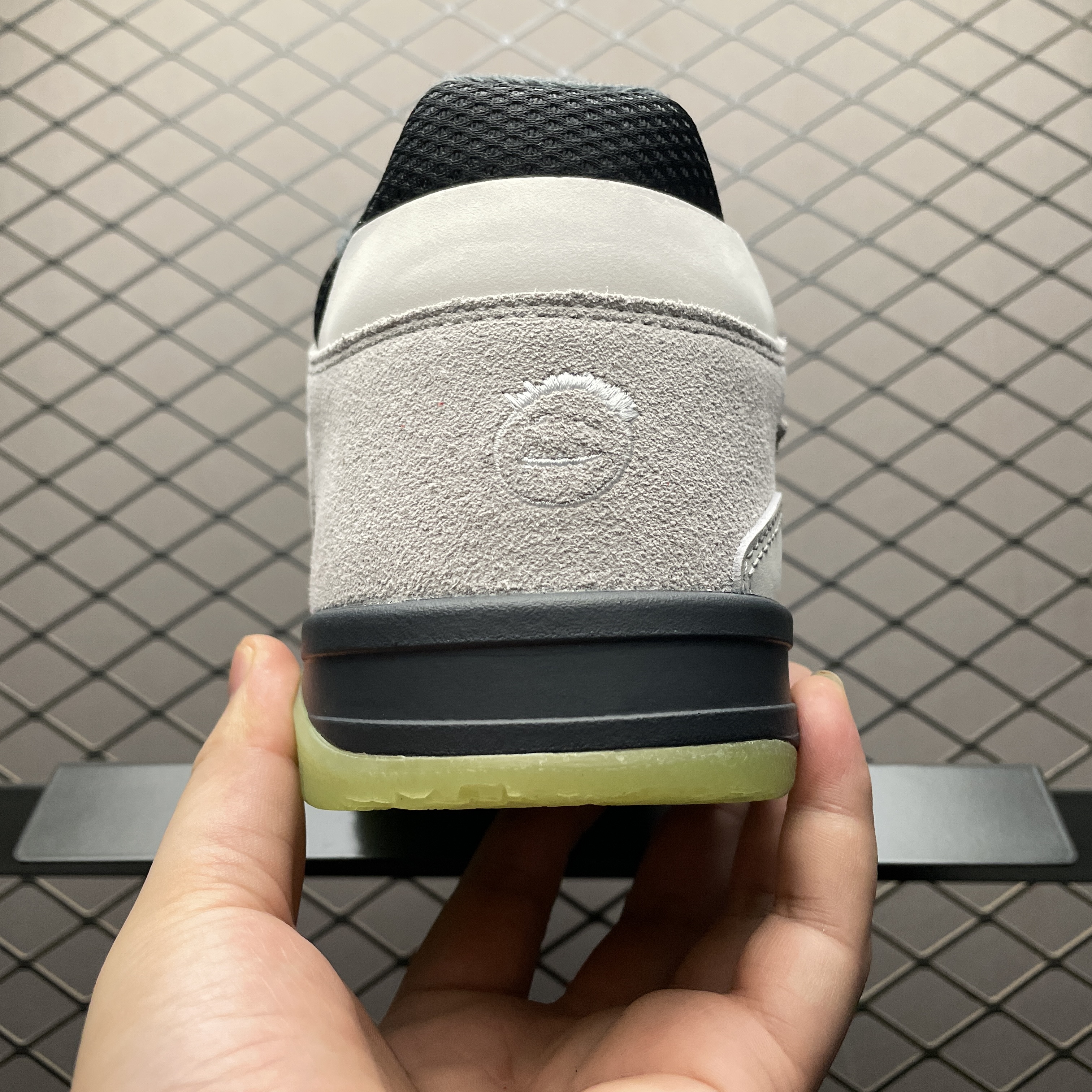 Travis Scott × Chase B × Nike Jumpman Jack TR "Night Silver"(IH7971-001）