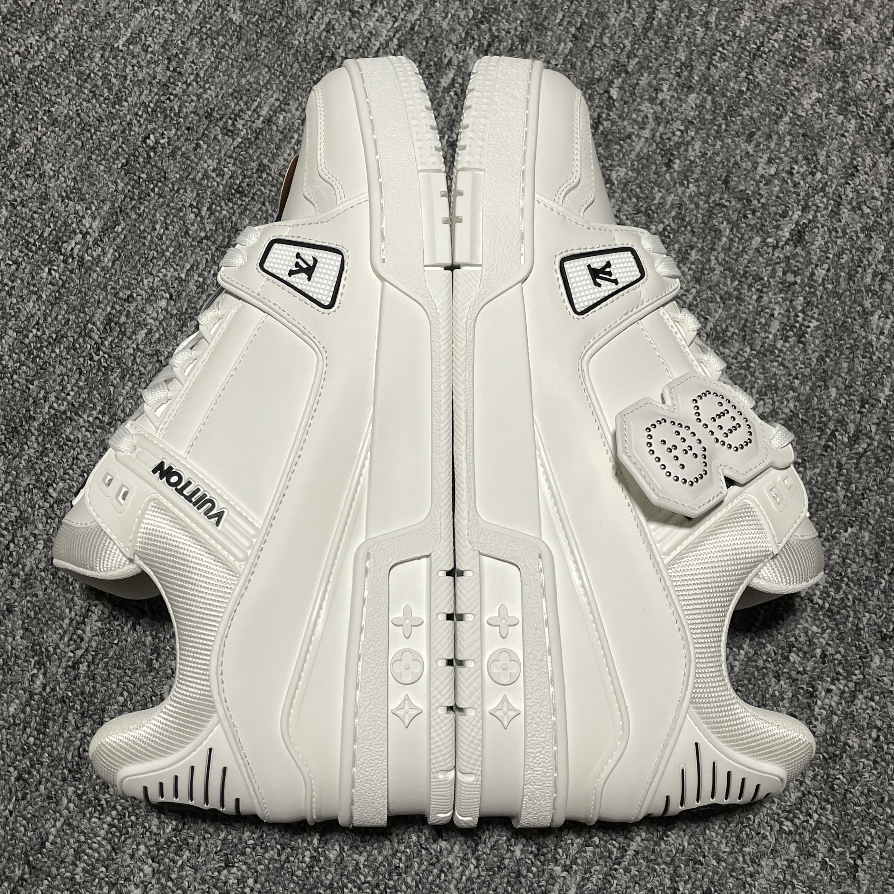 Louis Vuitton Trainer sneakers (1AIKR3)