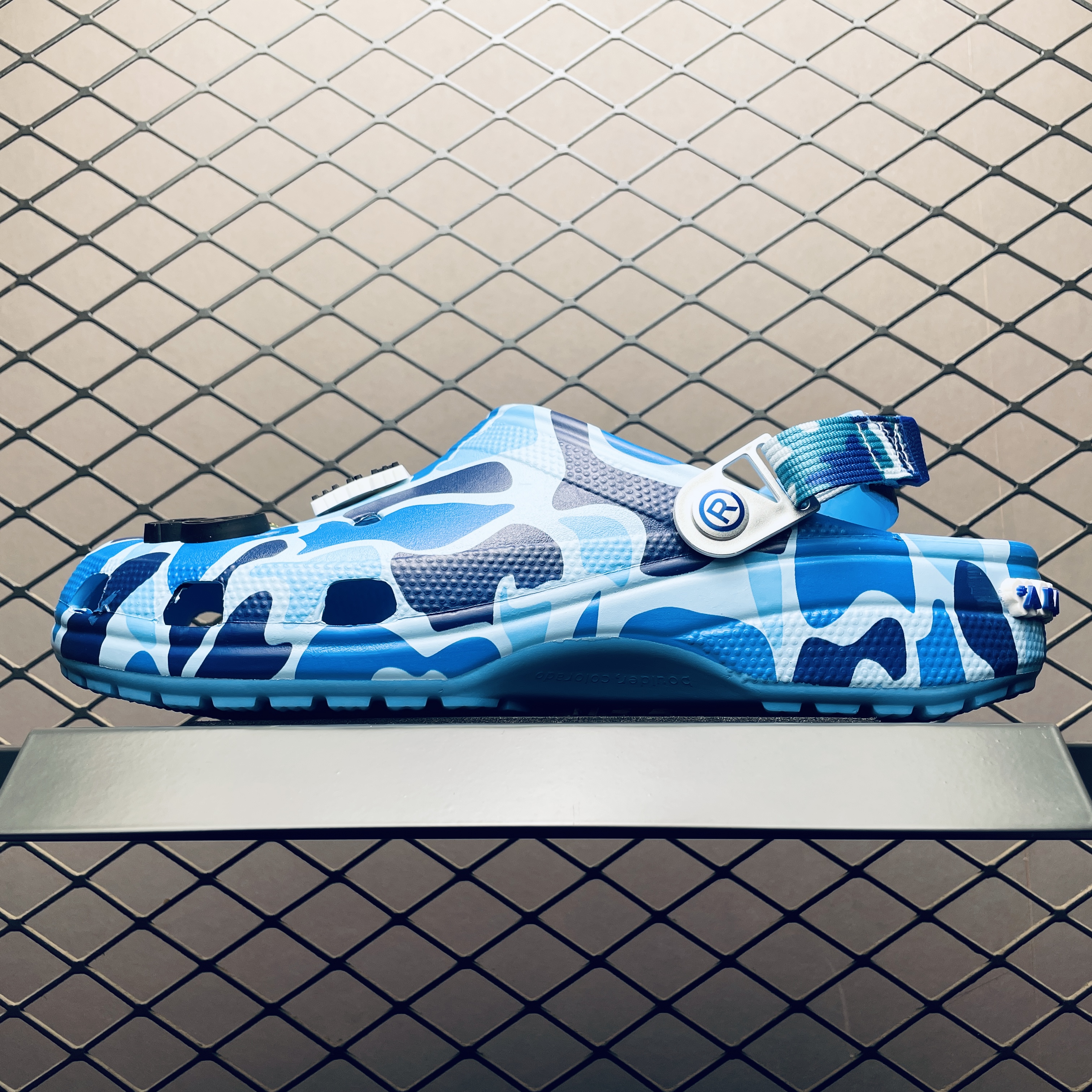 Crocs Classic Clogs A Bathing Ape ABC（209627-4TB）