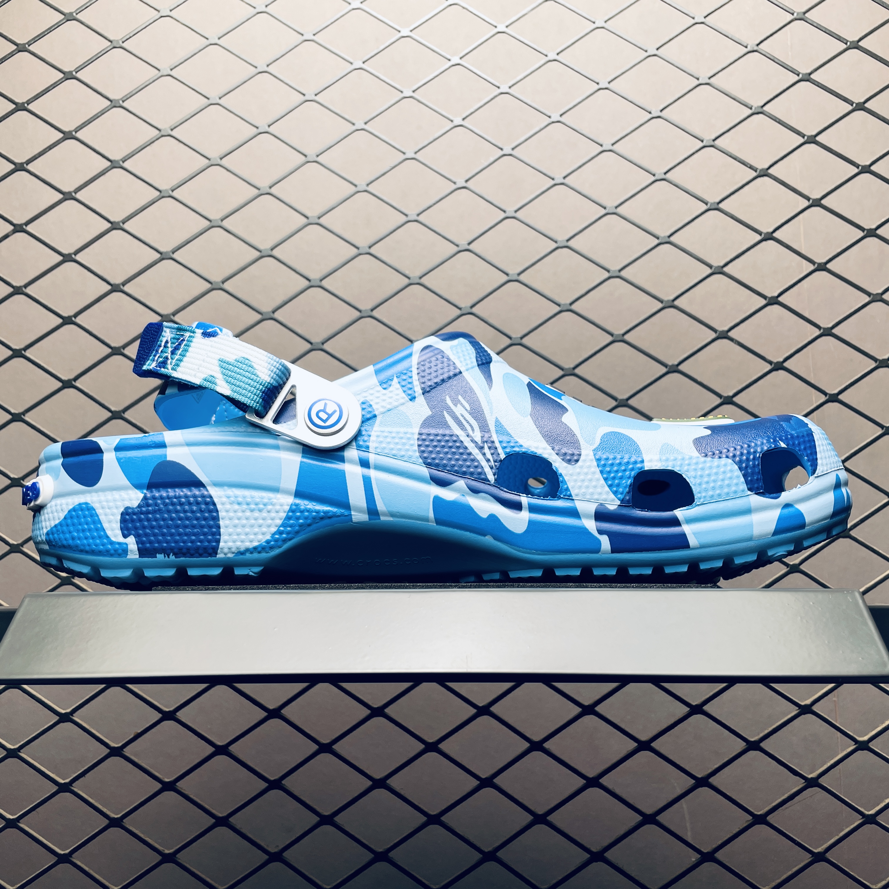 Crocs Classic Clogs A Bathing Ape ABC（209627-4TB）