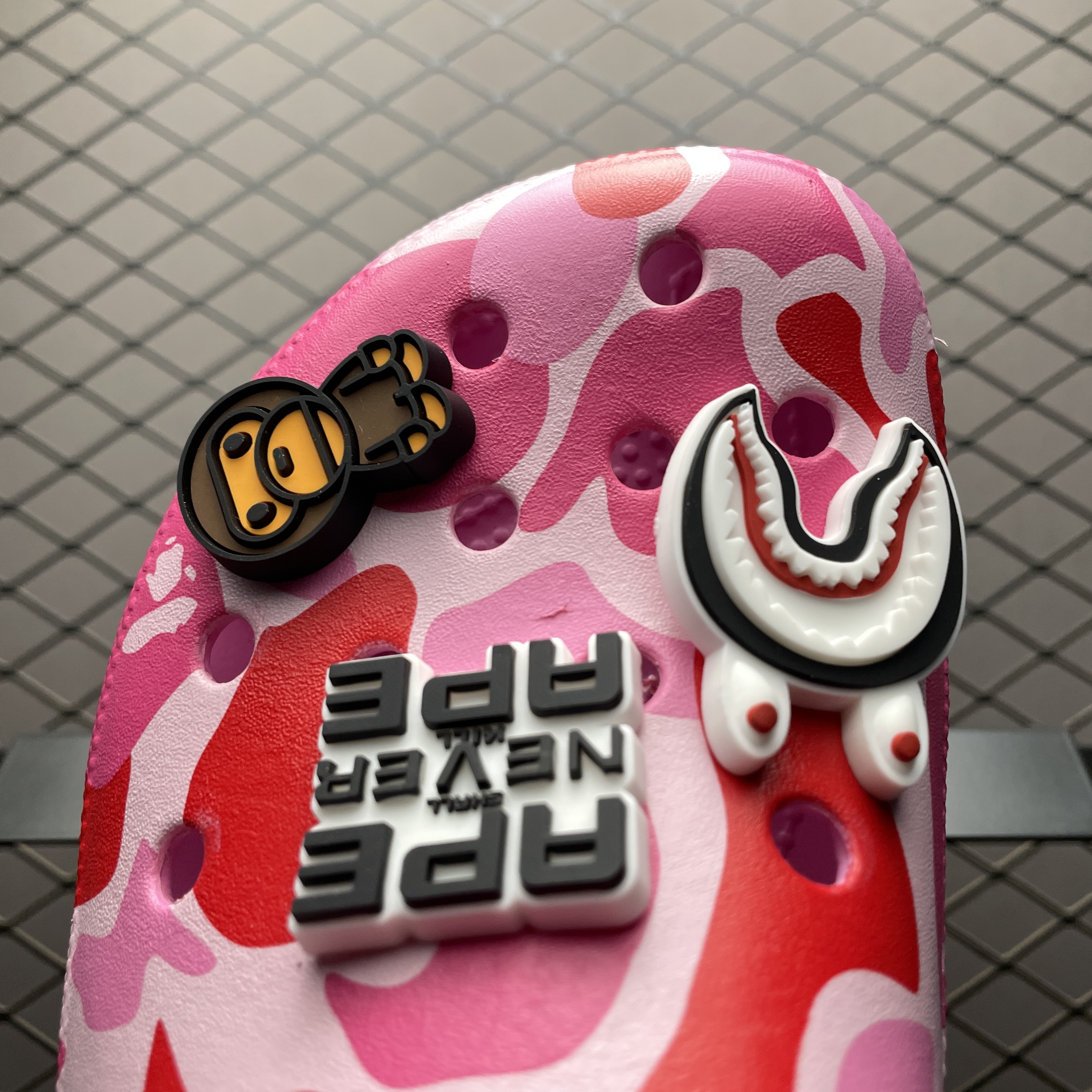 Crocs Classic Clogs A Bathing Ape ABC（209627-6I2）