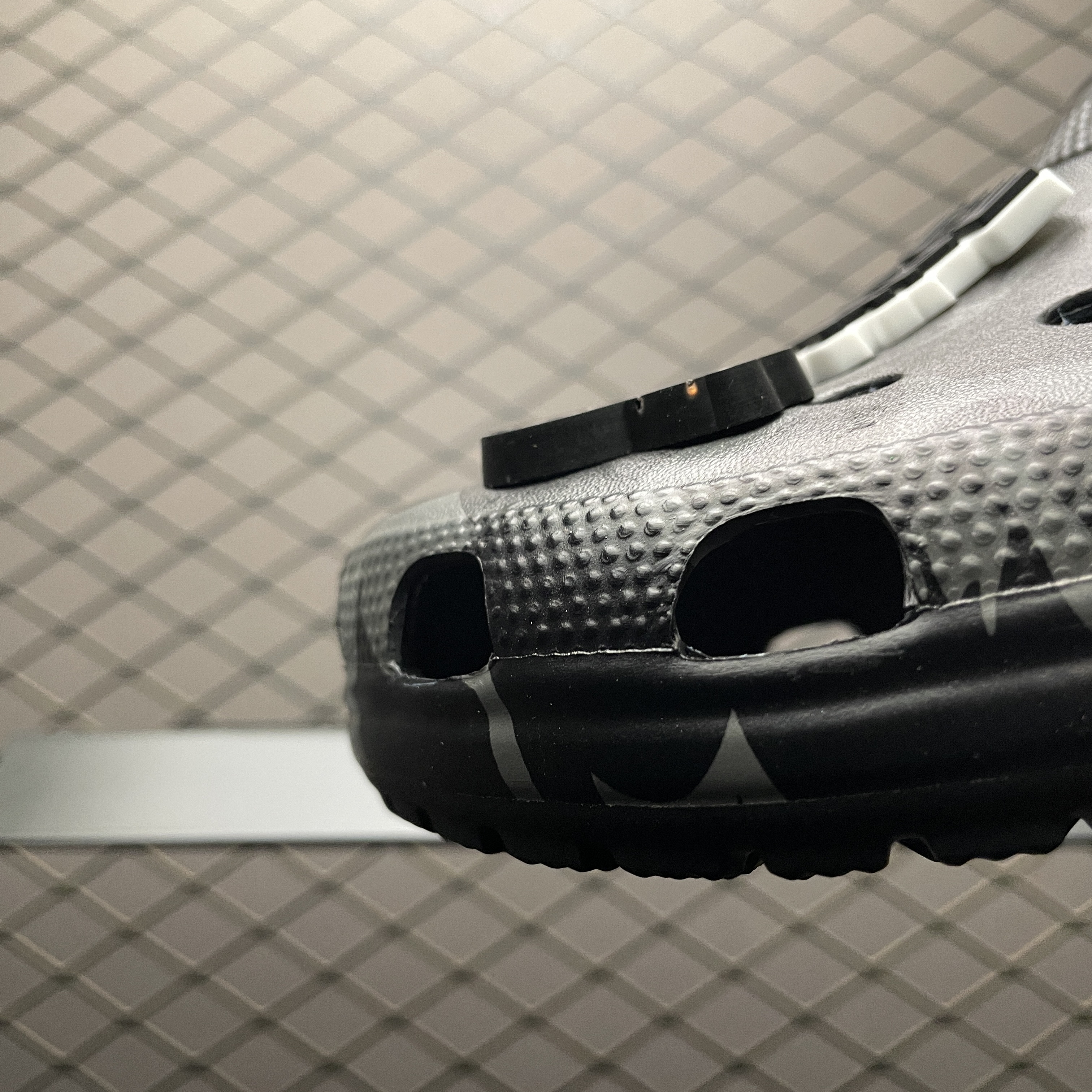 Crocs Classic Clogs A Bathing Ape ABC（209627-216）