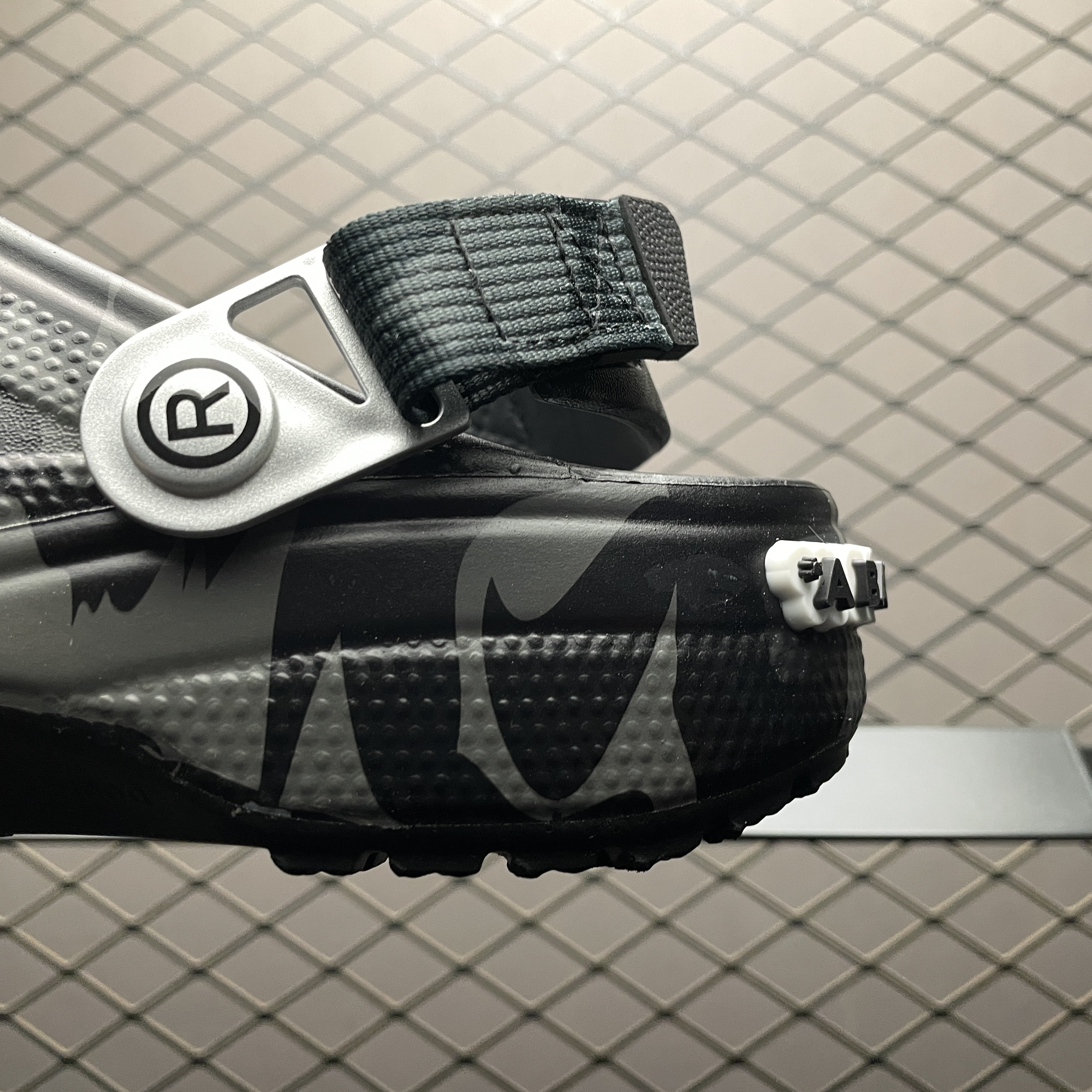 Crocs Classic Clogs A Bathing Ape ABC（209627-216）