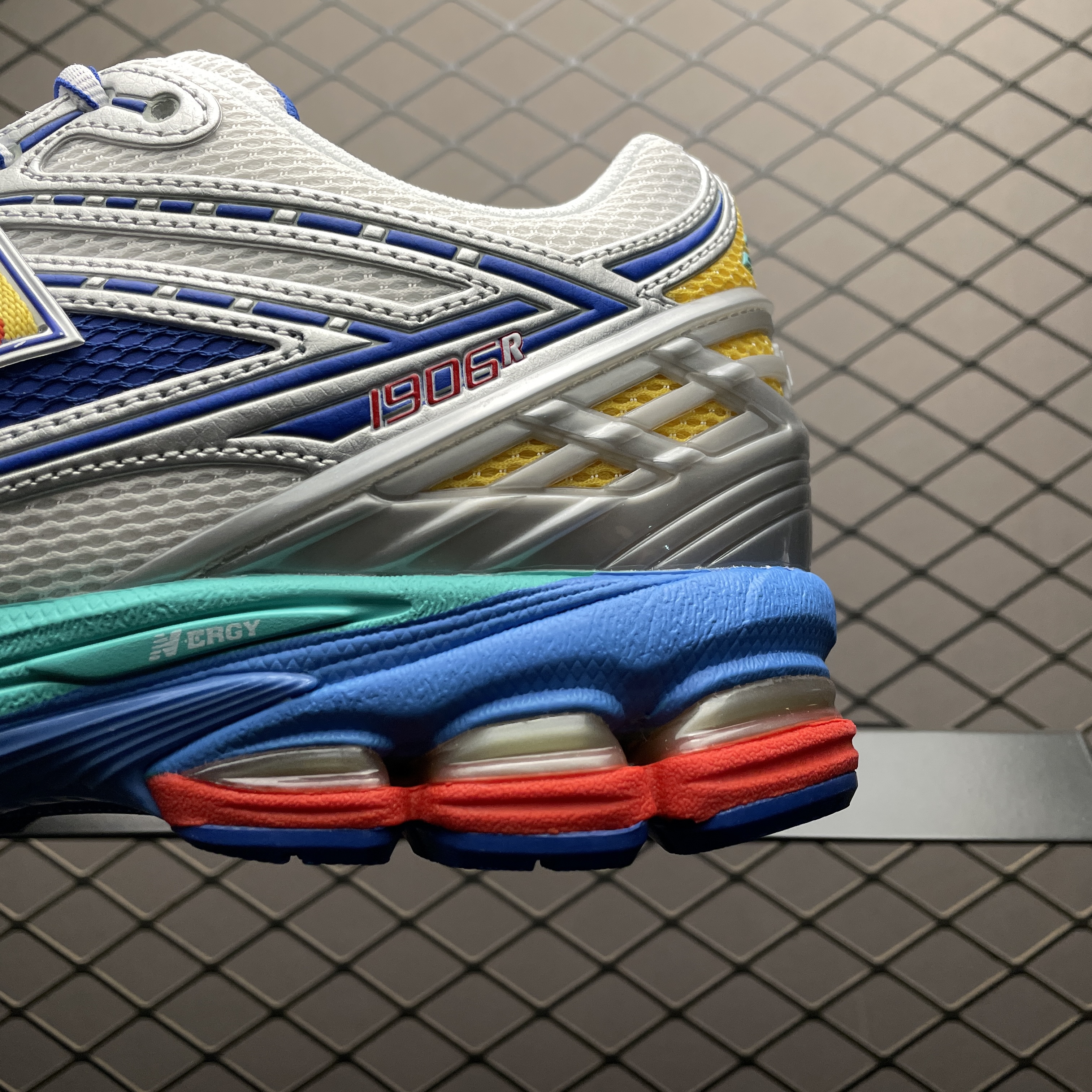 DTLR × New Balance 1906R "Moon Sign" (U1906RMS）