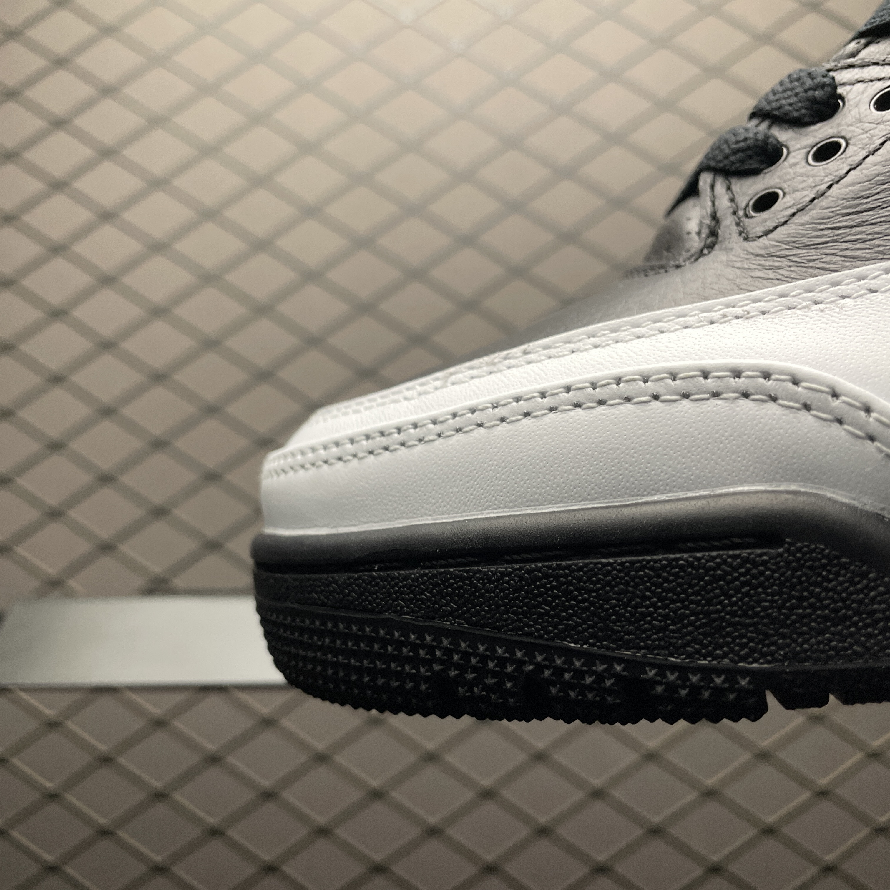 FRAGMENT x NIKE AIR JORDAN 3 “White/Black”（DA3595-001）