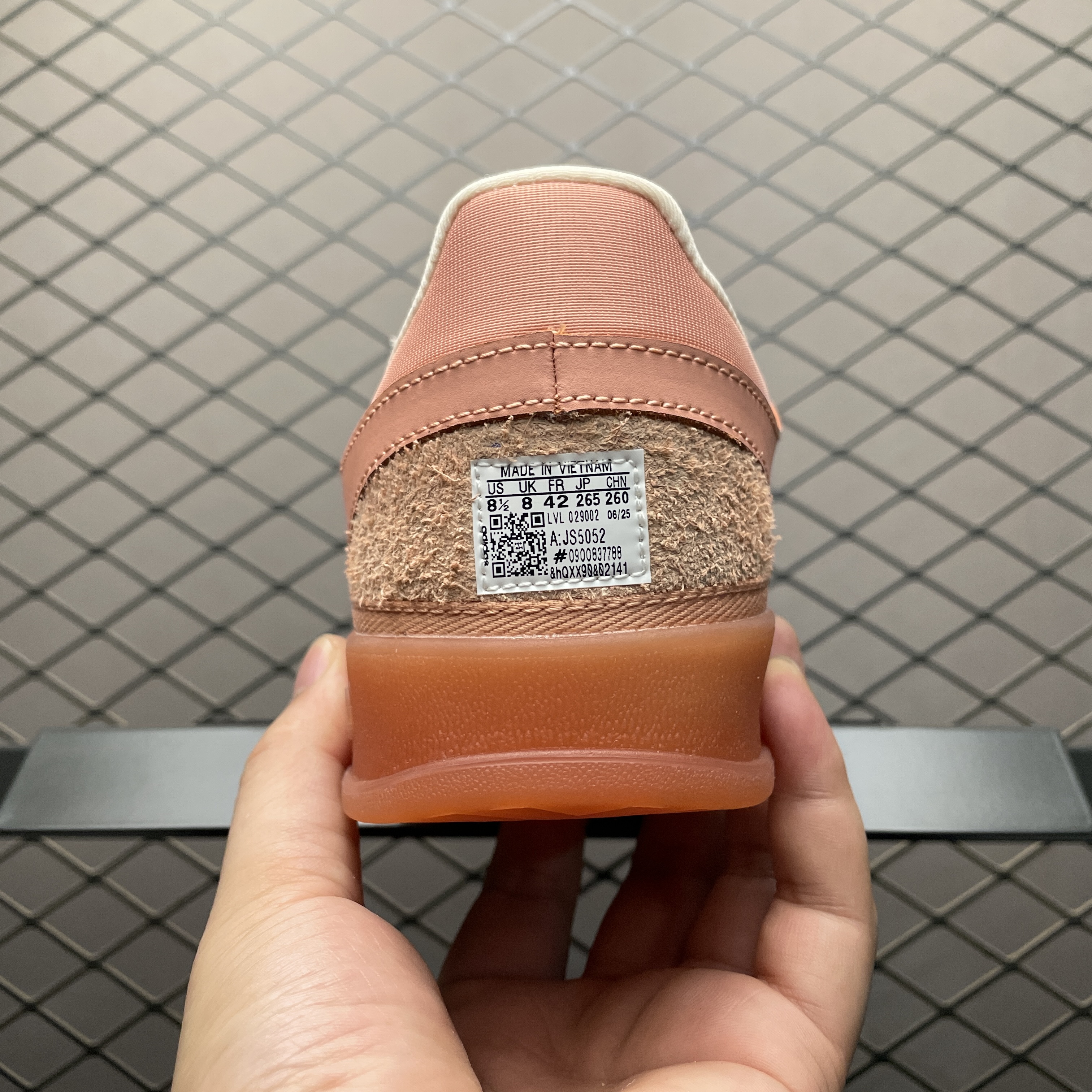 Bad Bunny × adidas Originals Gazelle Indoor "Wonder Clay/Wonder Quartz/Ash Pink"（ JS5052）