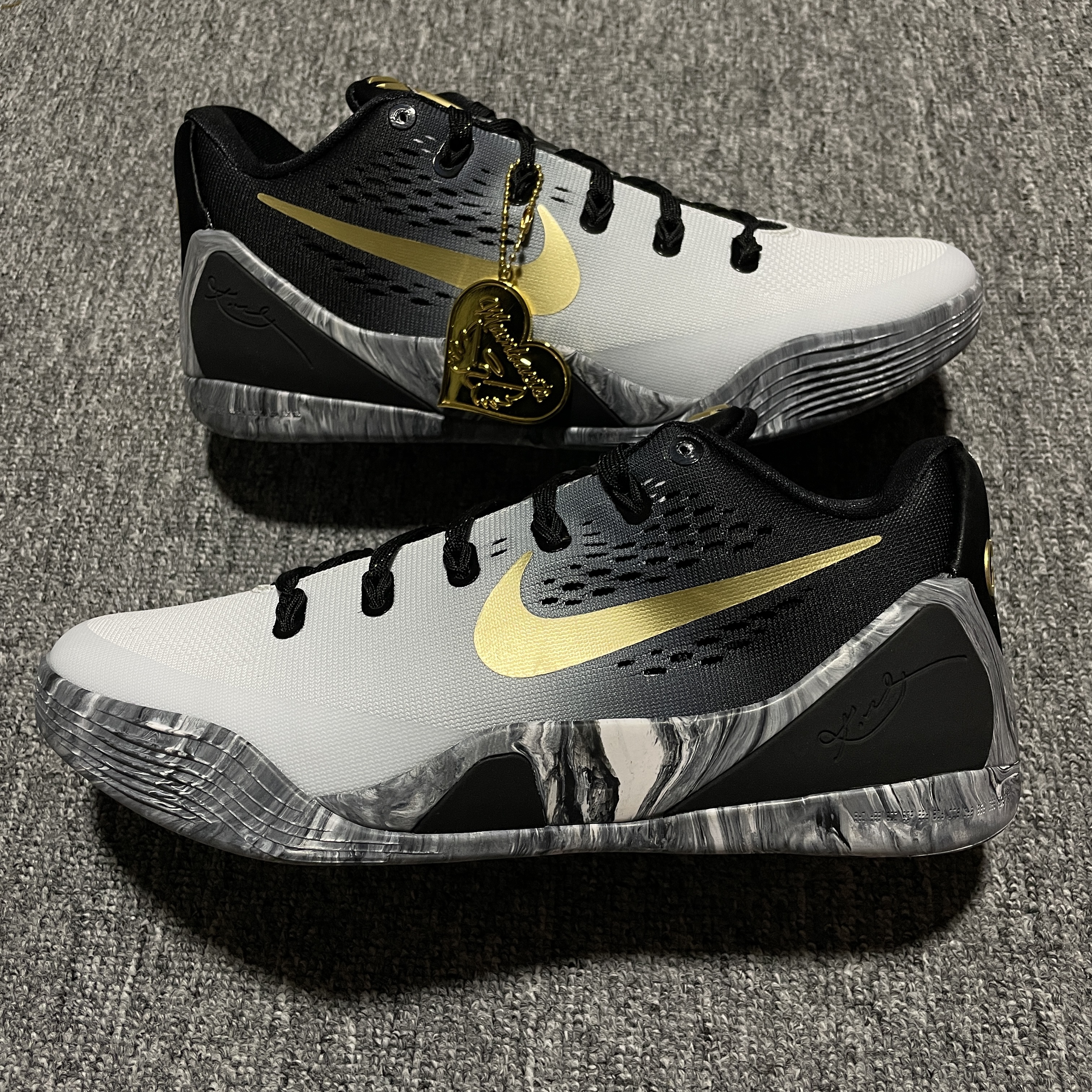 Nike Kobe 9 EM Low Protro Mambacita（FZ7333-002）