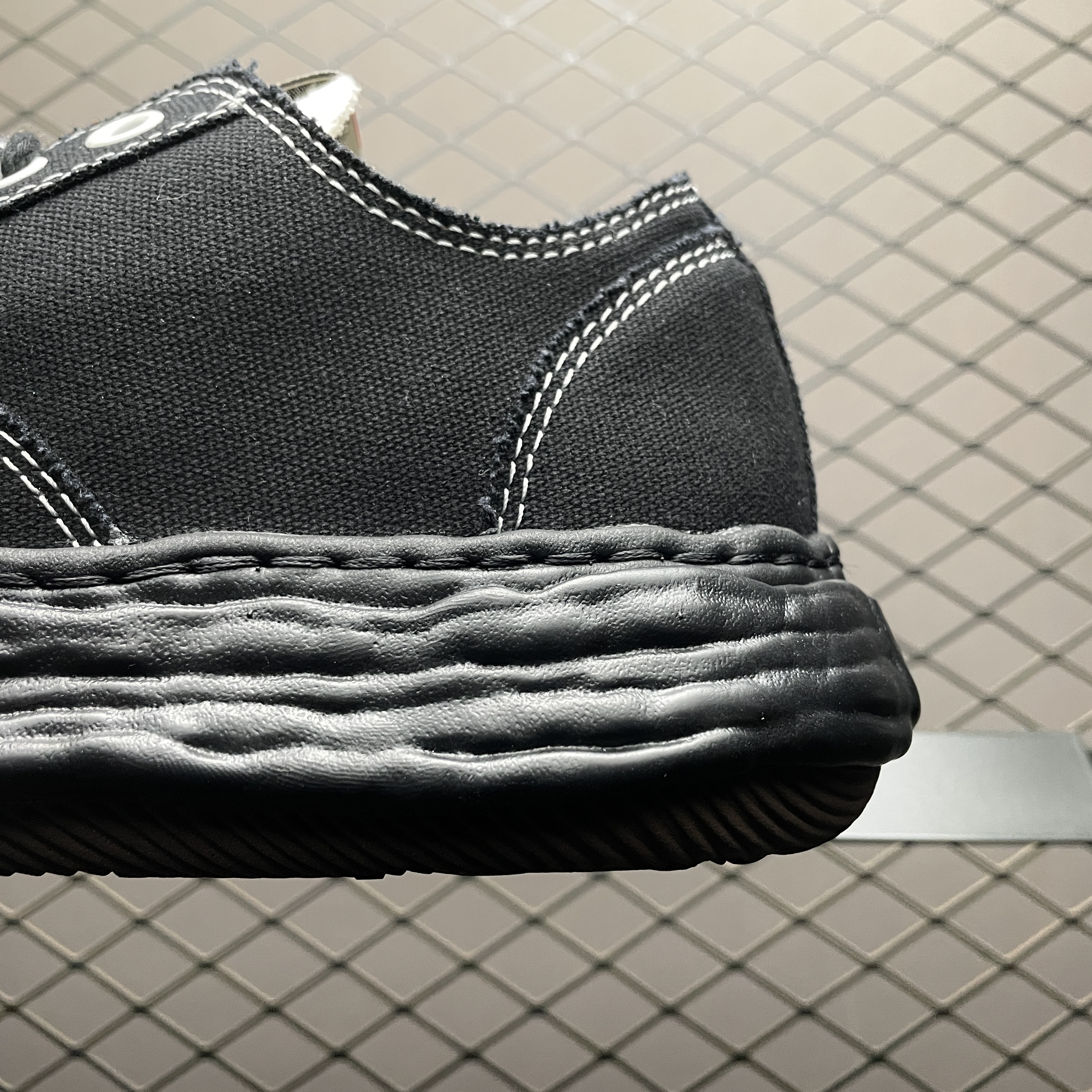 Maison MIHARA YASUHIRO PETERSON23 OG Sole BC Canvas Low-top Sneaker "Black" (A12FW707) 