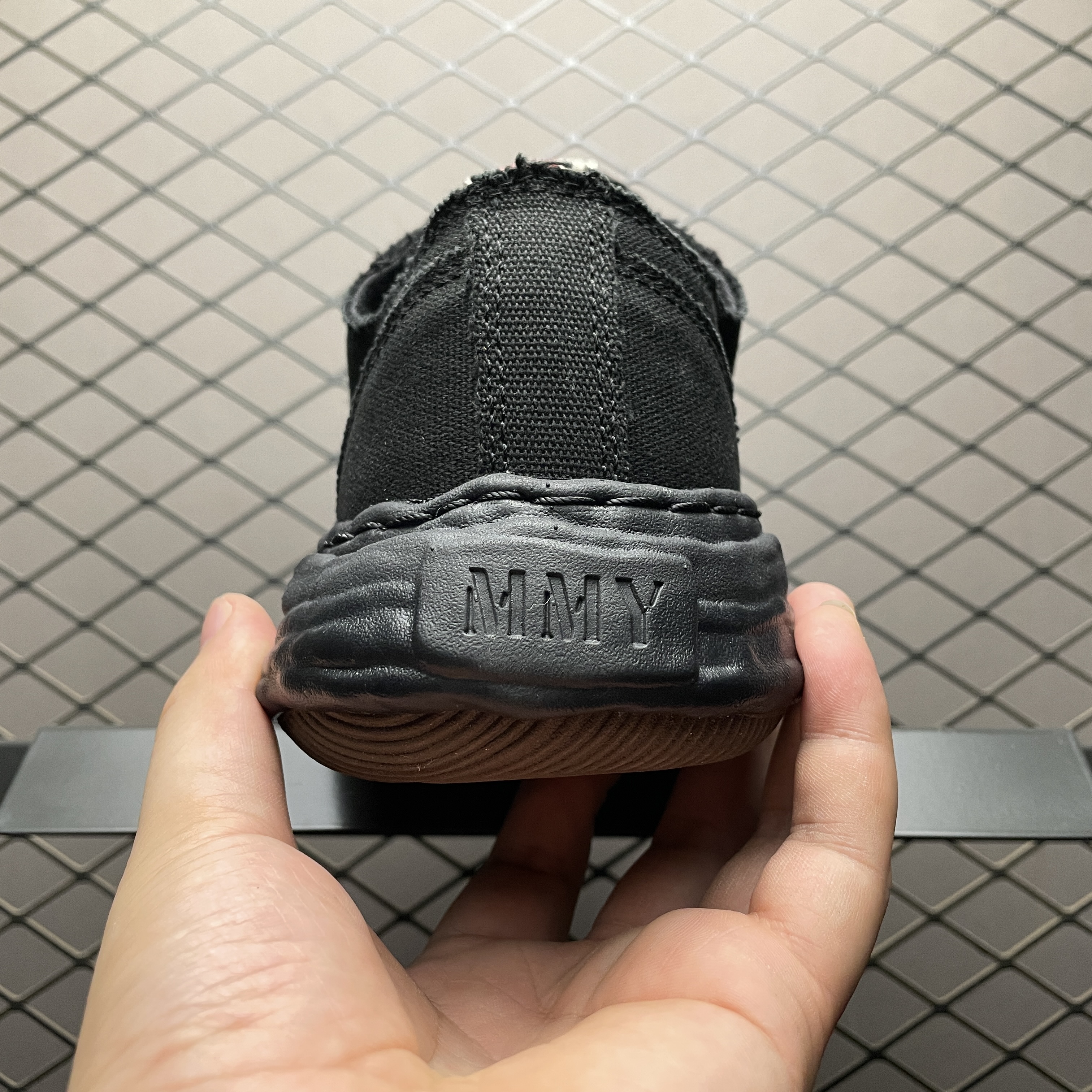 Maison MIHARA YASUHIRO PETERSON Original Sole Canvas Low Cut Sneaker (A01FW702BLACK) 