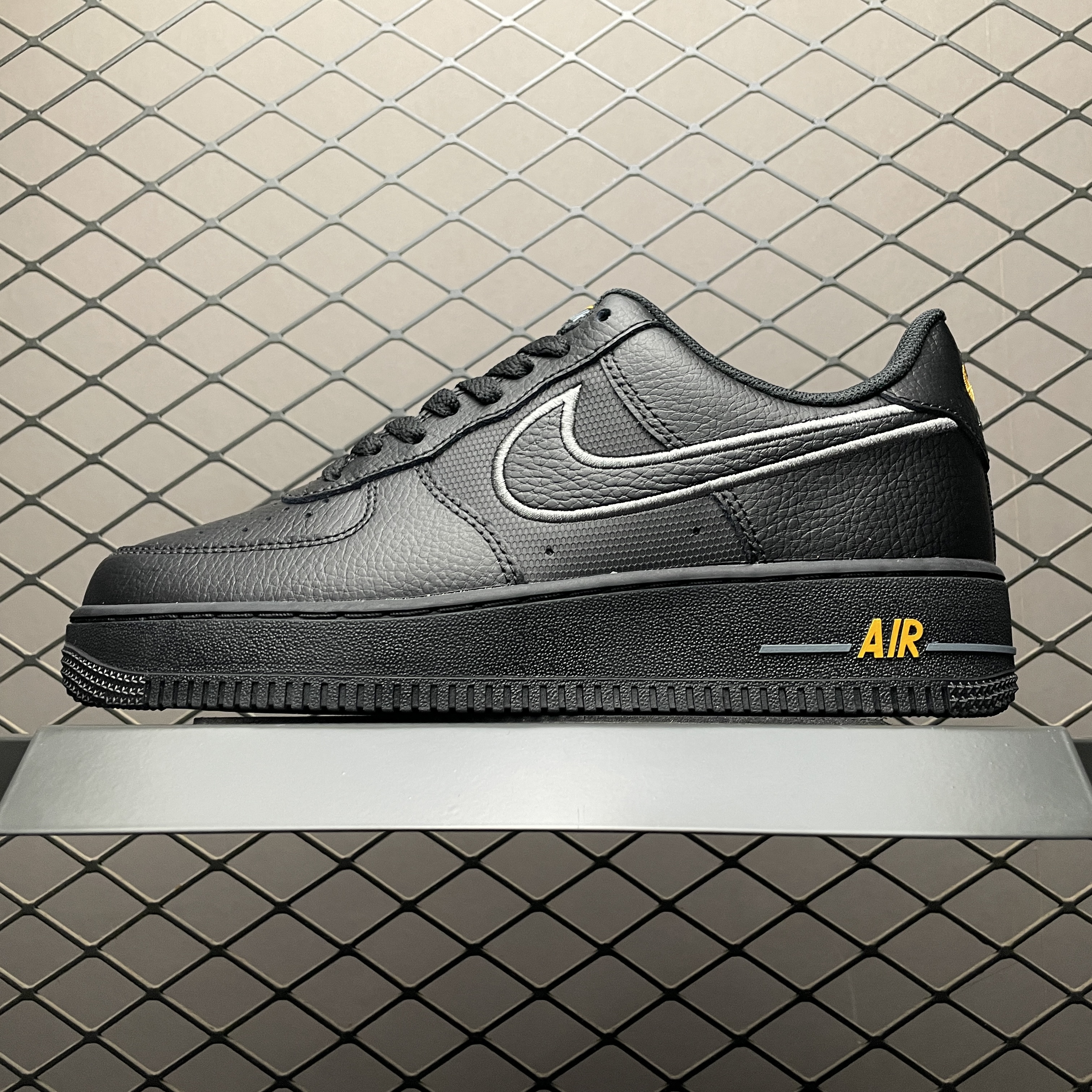 Nike Air Force 1 Low "Black/Laser Orange/Metallic Silver" (IB7677-001)