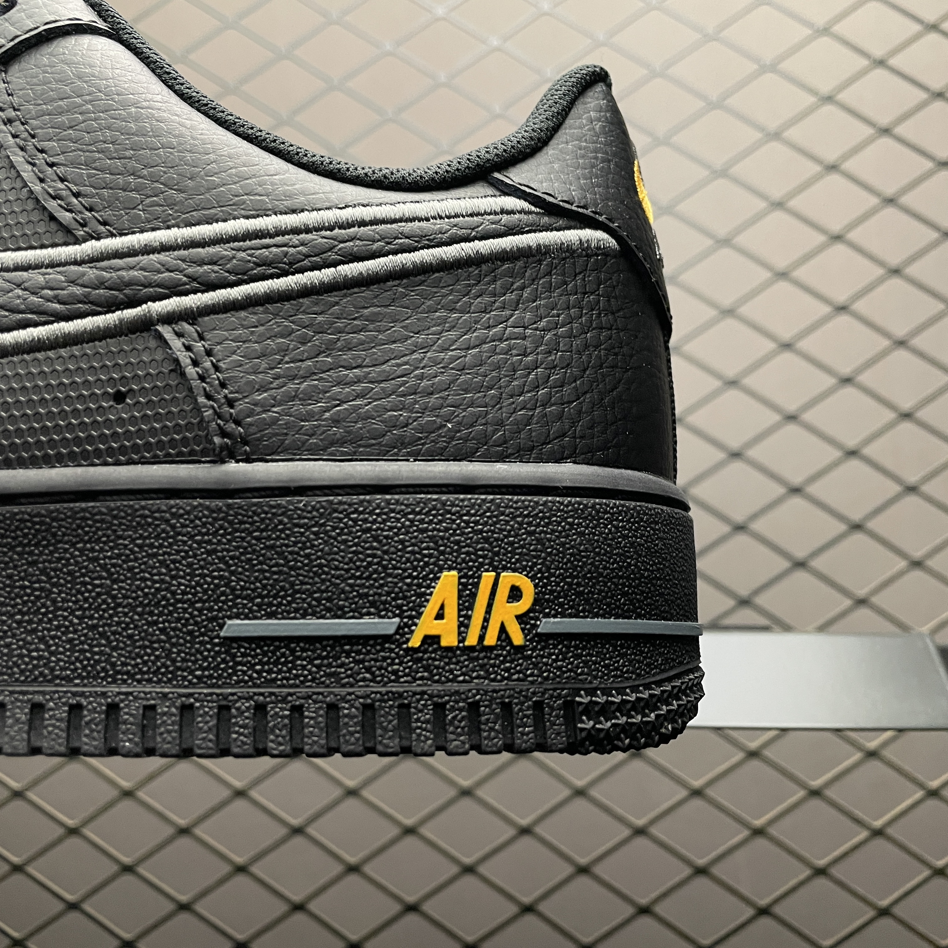 Nike Air Force 1 Low "Black/Laser Orange/Metallic Silver" (IB7677-001)