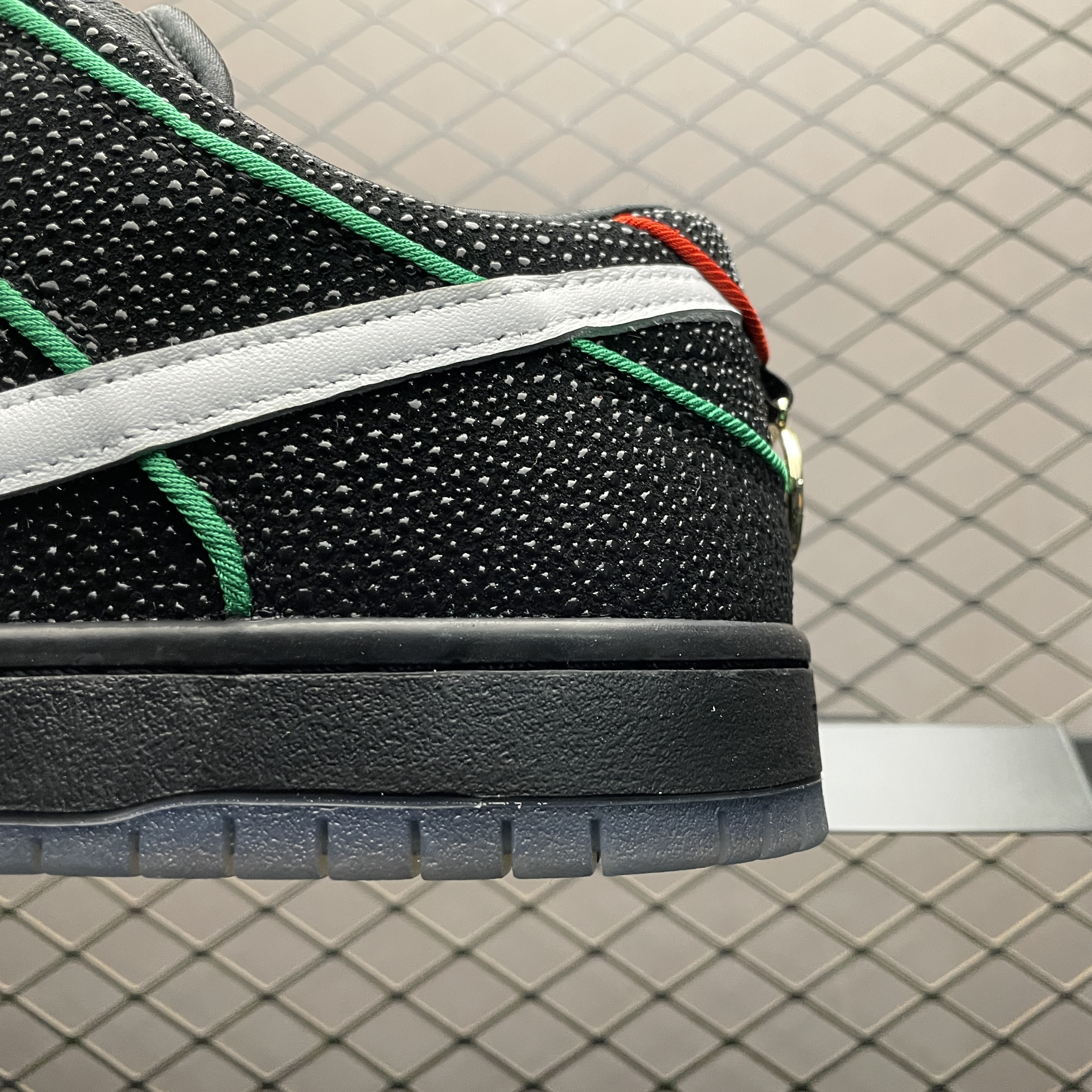 Bronx Girls Skate × Nike SB Dunk Low QS "Black/White/Challenge Red/Total Orange/Lucky Green/Smoke Grey"（HV1664-001）