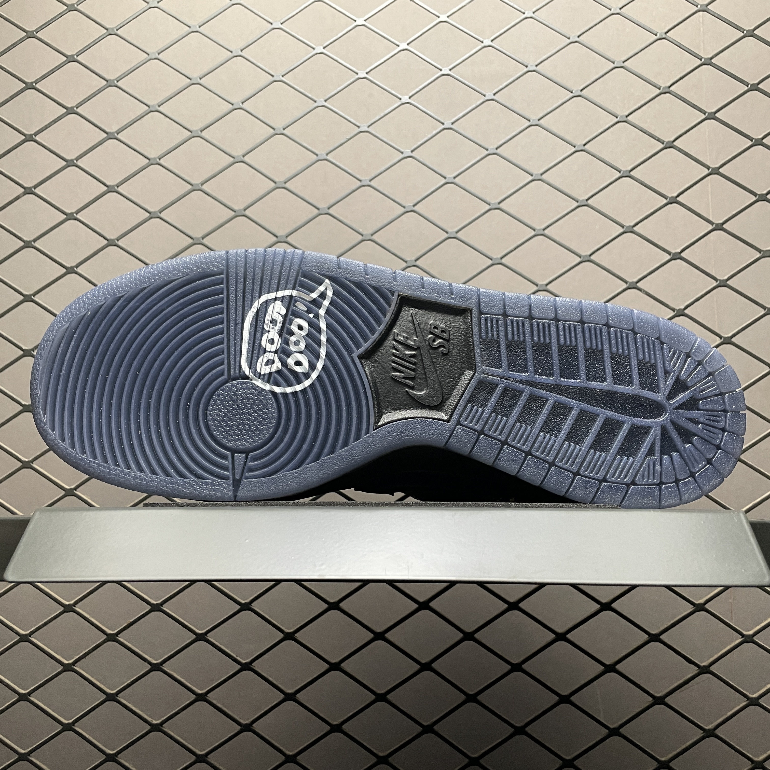 Nike SB Dunk Low "Nardwuar" ( II1493-600)