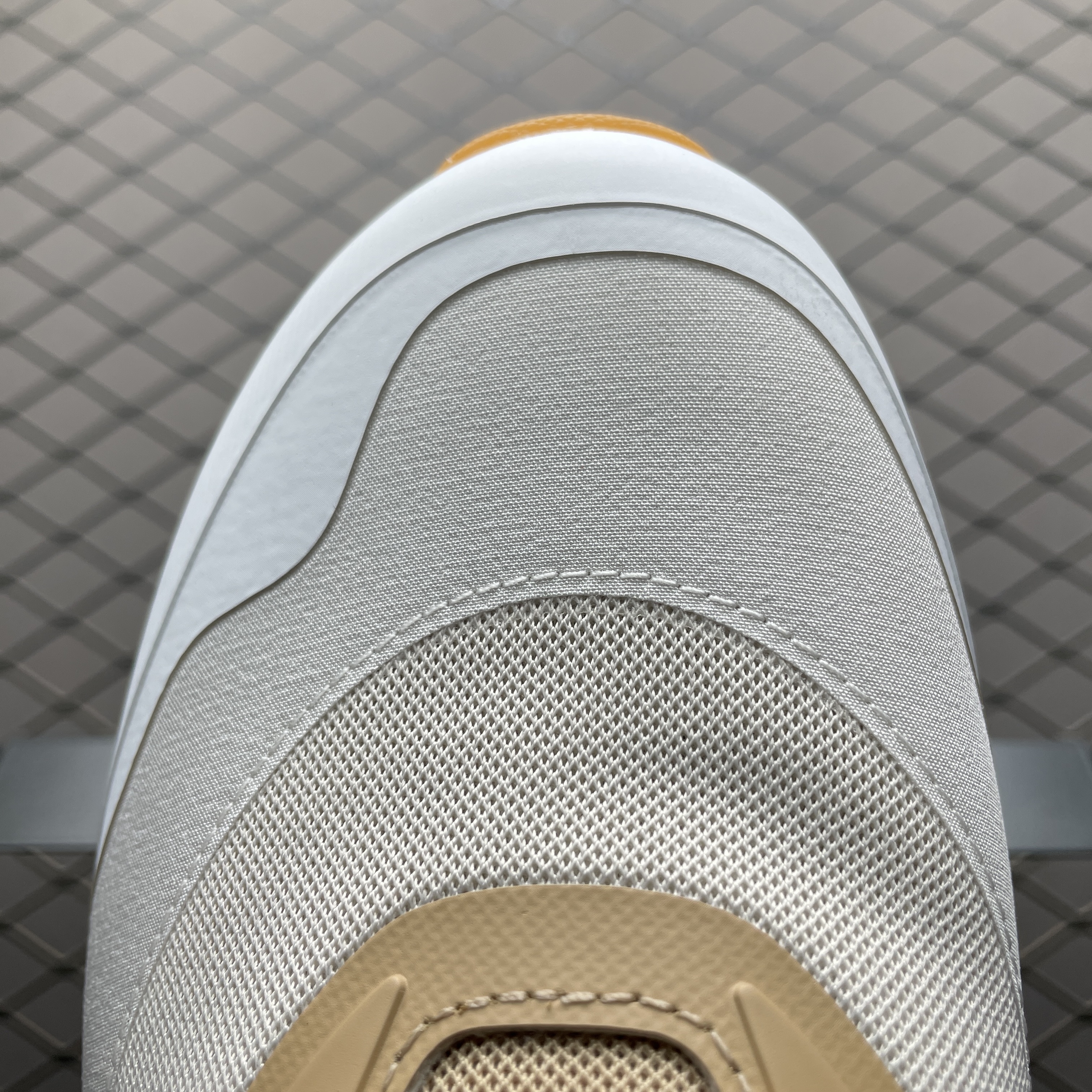 ON Loewe x Cloudtilt 2 'Tan White Gum' (3ME10693510)