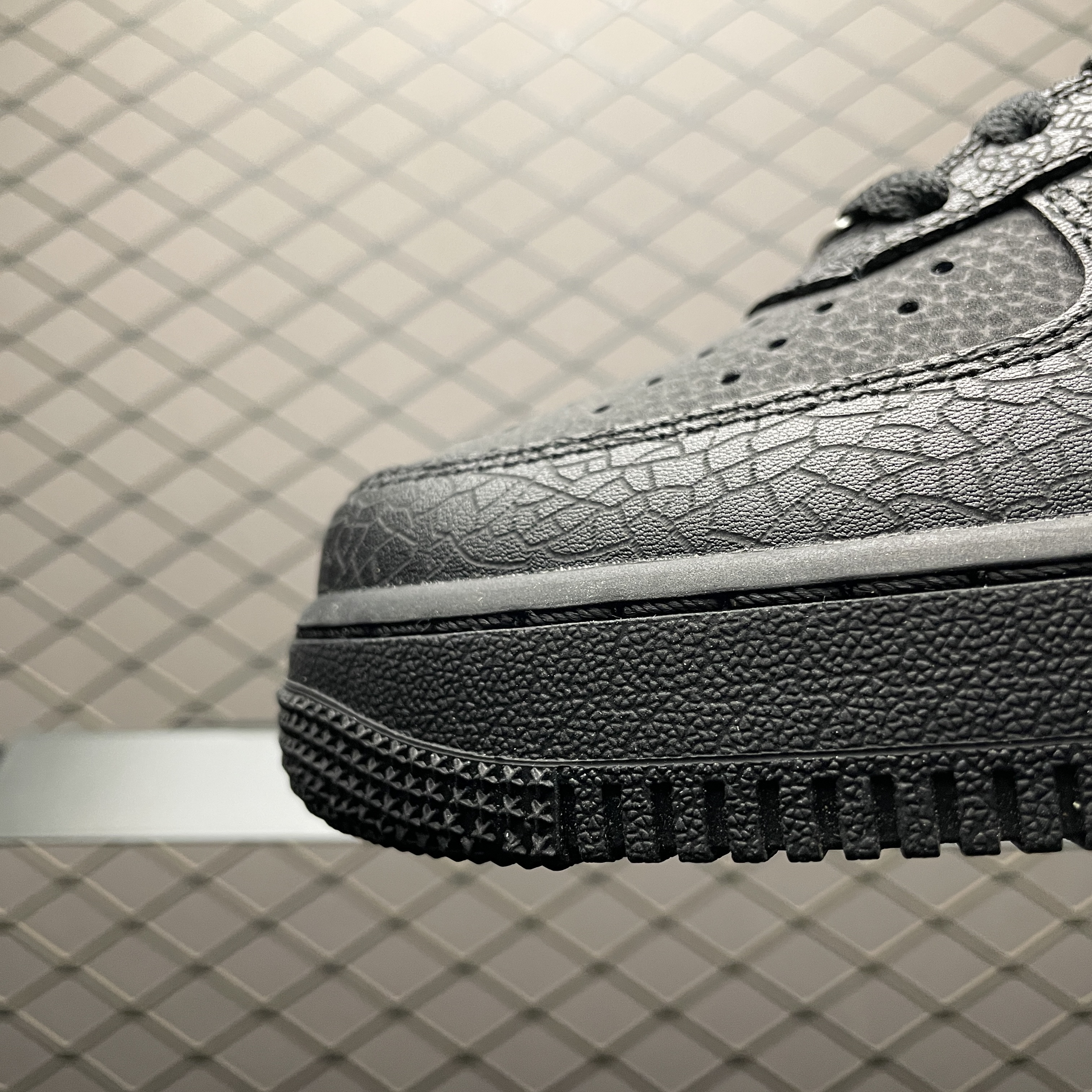 Nike Air Force 1 Low "Black Animal"（HQ1977-001）
