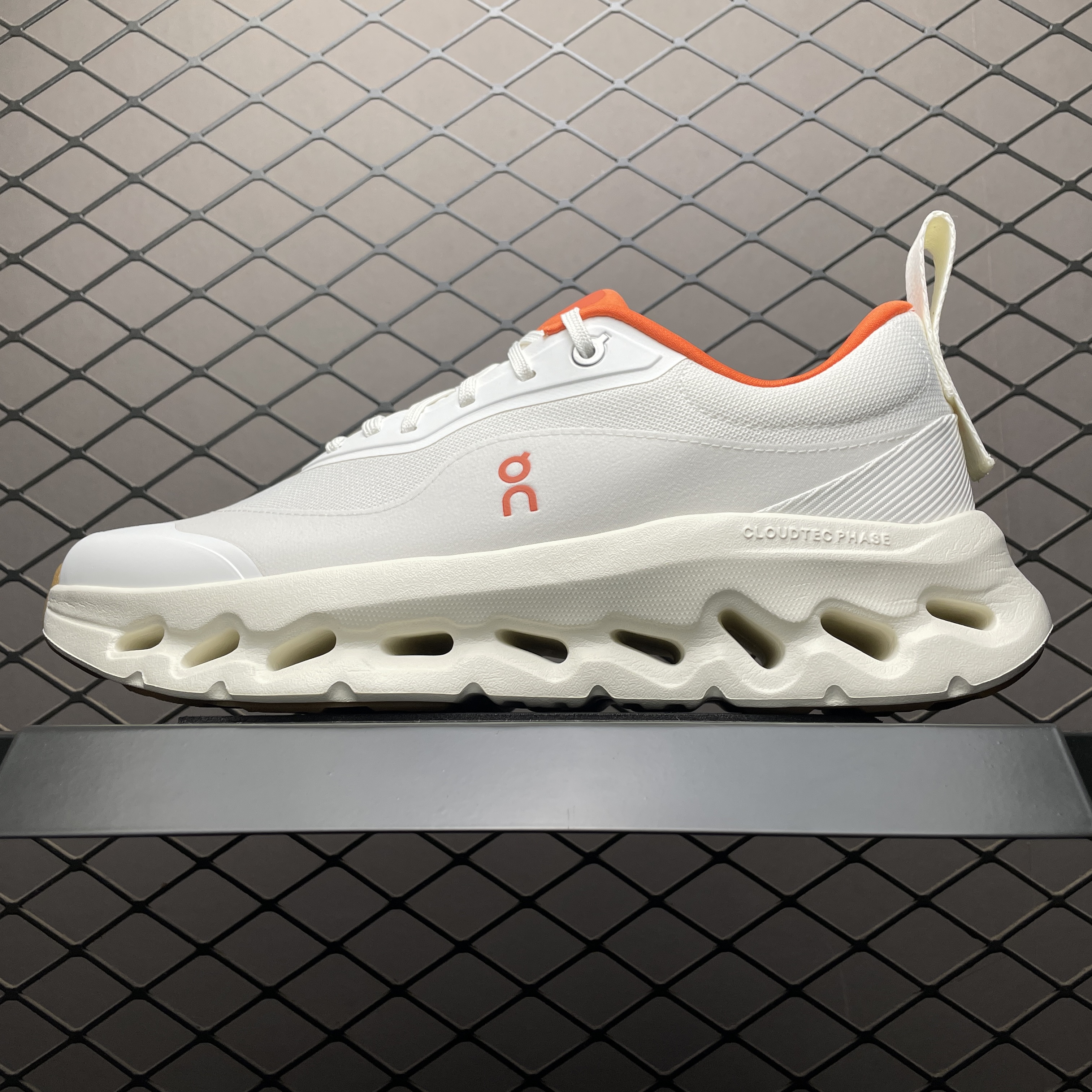 On Running Cloudtilt 2 LOEWE White Orange (3ME10691562)