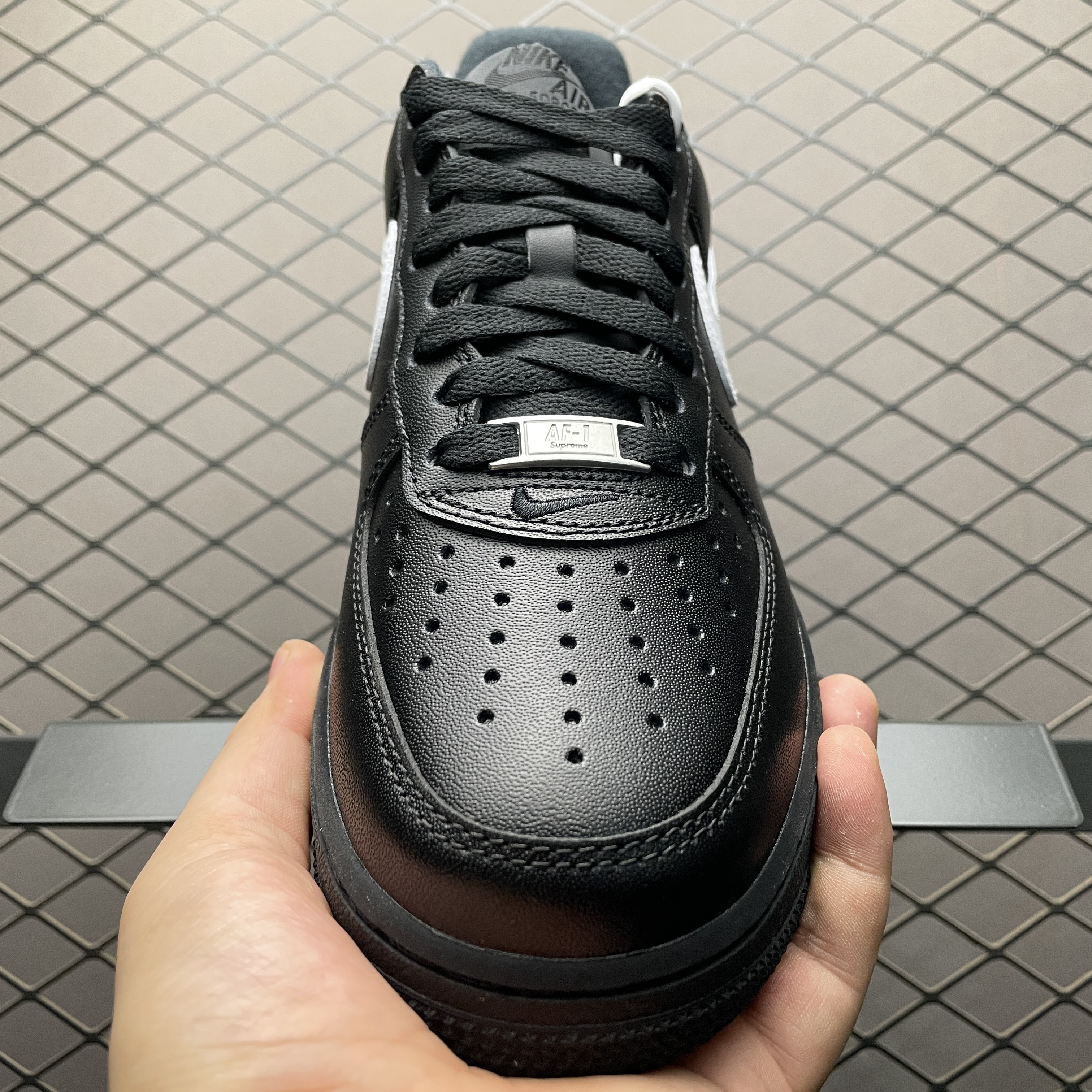 Supreme × Nike Air Force 1 Low "Black/White"（CU9225-002）