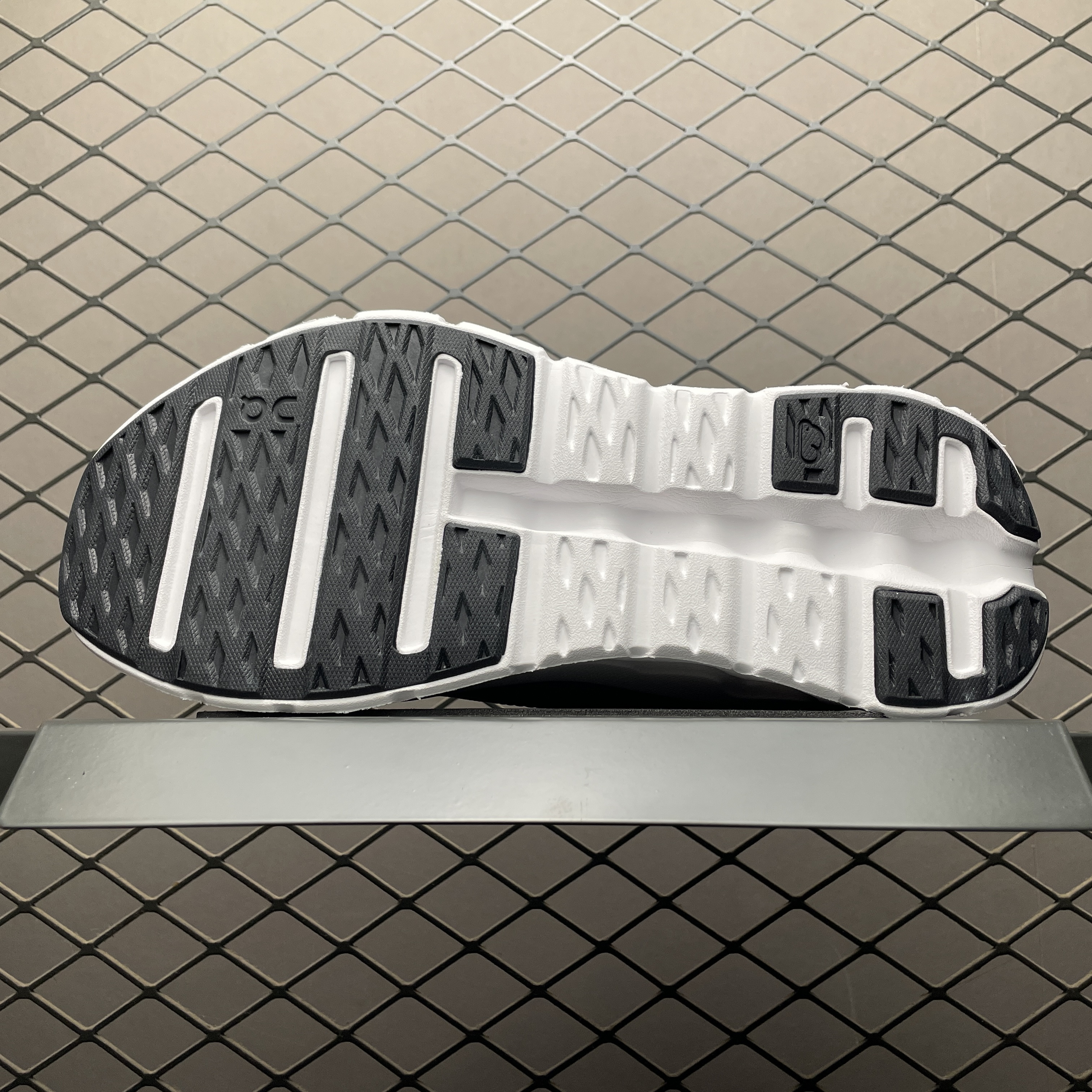 Loewe x ON Cloudtilt 2 'Pink White' (3ME10692909)