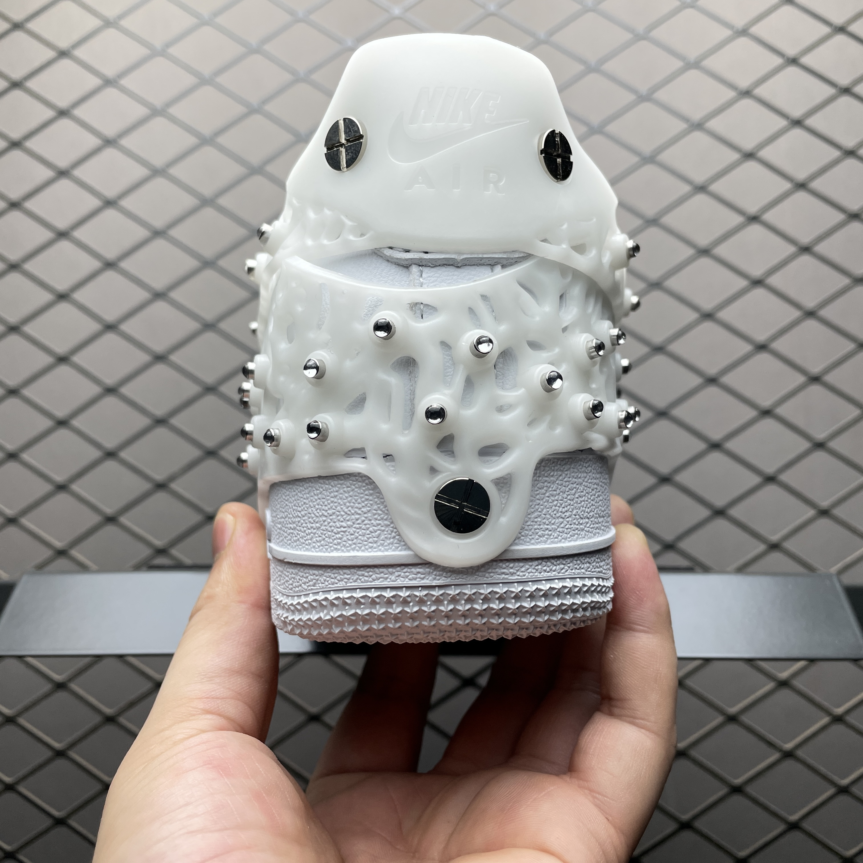 Swarovski × Nike Women's Air Force 1 Low Retro Reflective Crystal "Triple White"（CV7668-100）