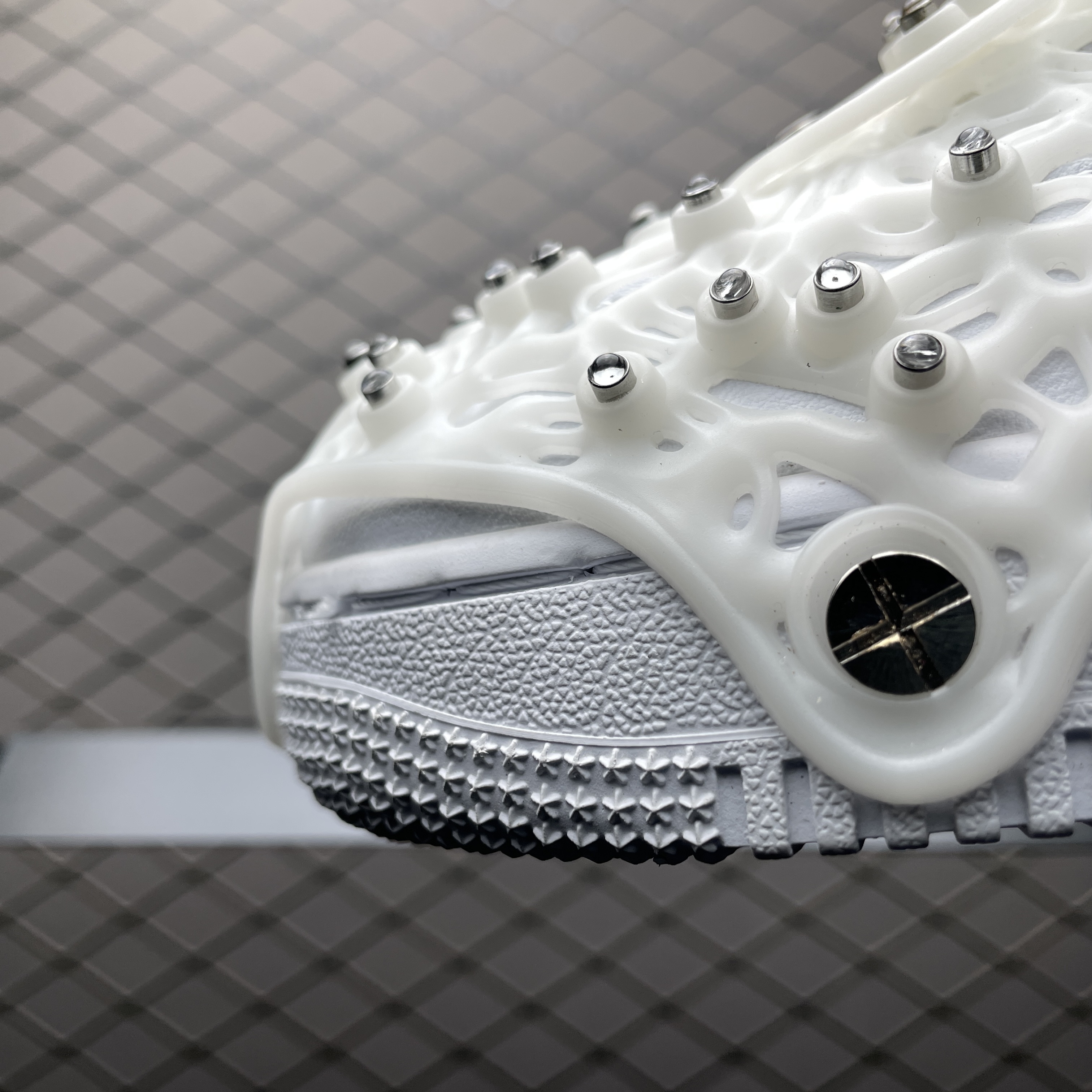 Swarovski × Nike Women's Air Force 1 Low Retro Reflective Crystal "Triple White"（CV7668-100）