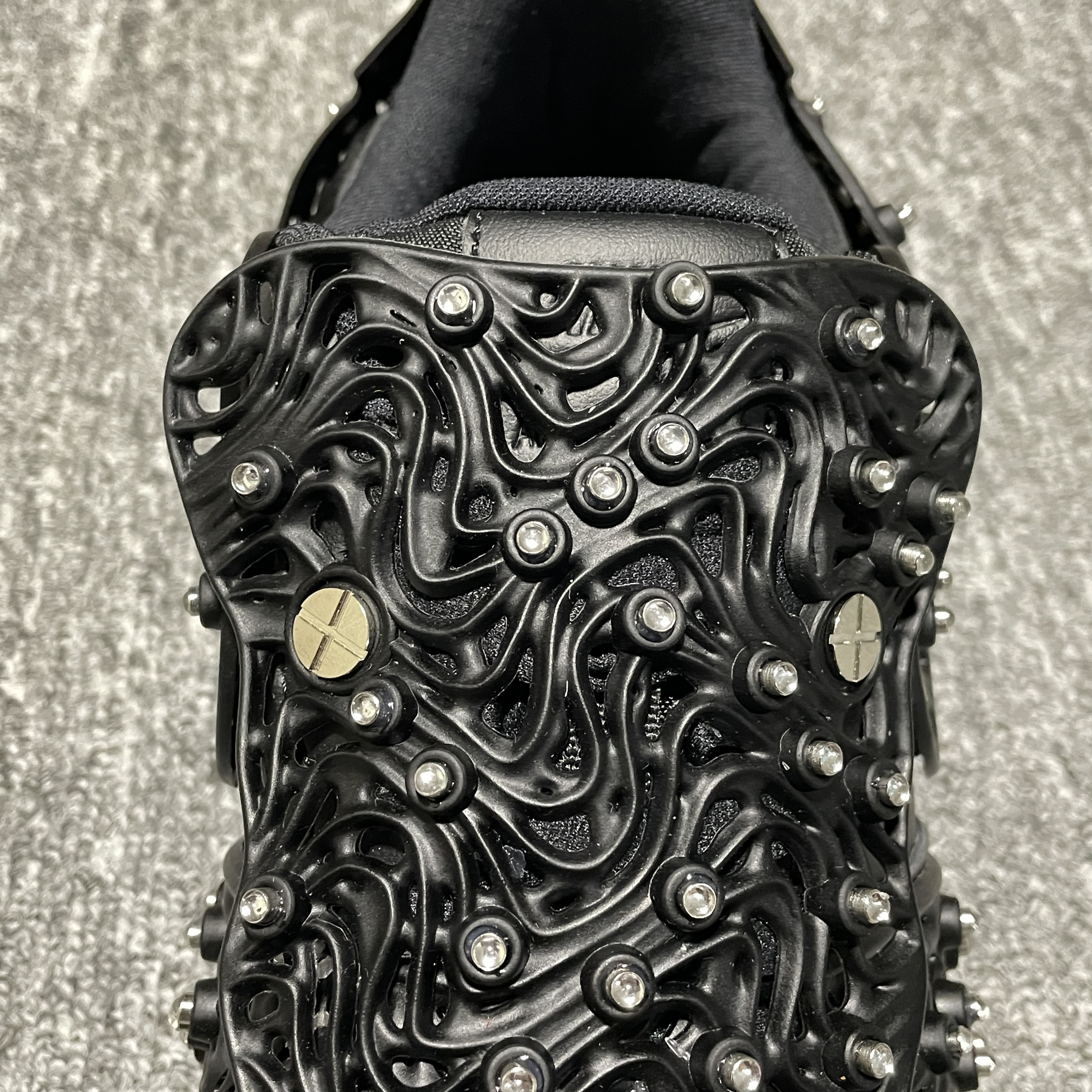 Swarovski × Nike Women's Air Force 1 Low Retro Reflective Crystal "Triple Black"（CV7668-001）