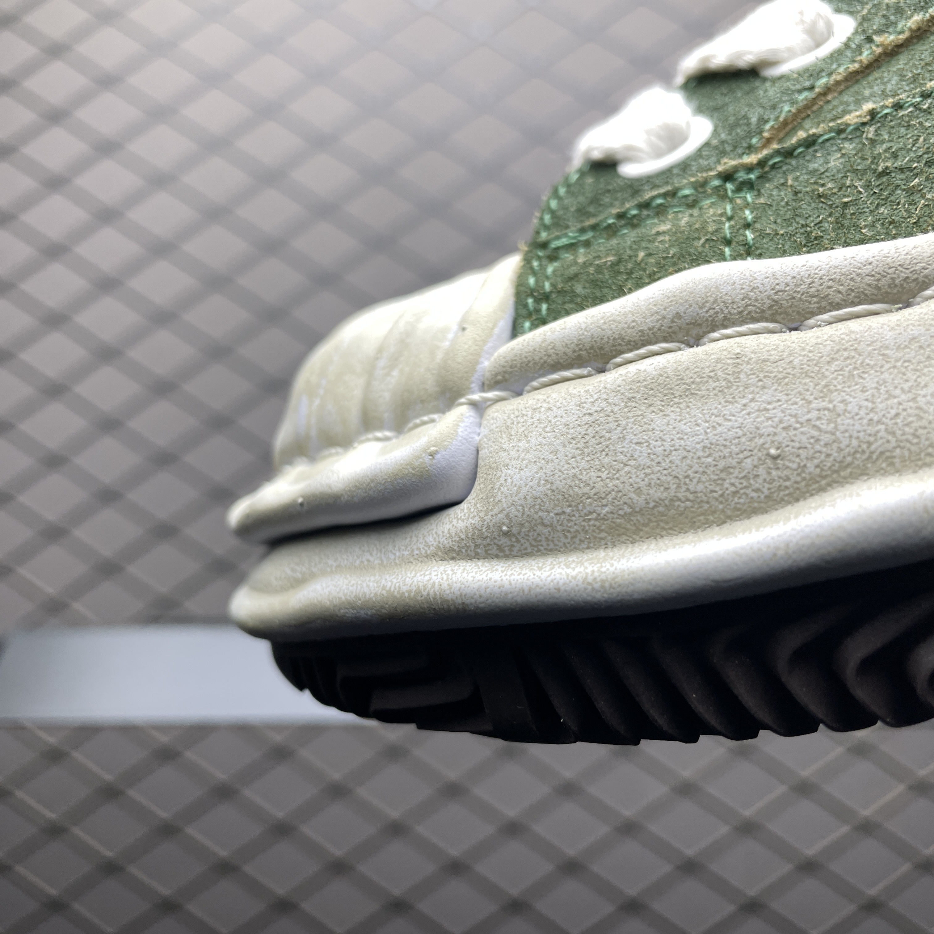 Maison MIHARA YASUHIRO BLAKEY OG Sole Vintage Suede Low-top Sneaker "Green" (A15FW728)