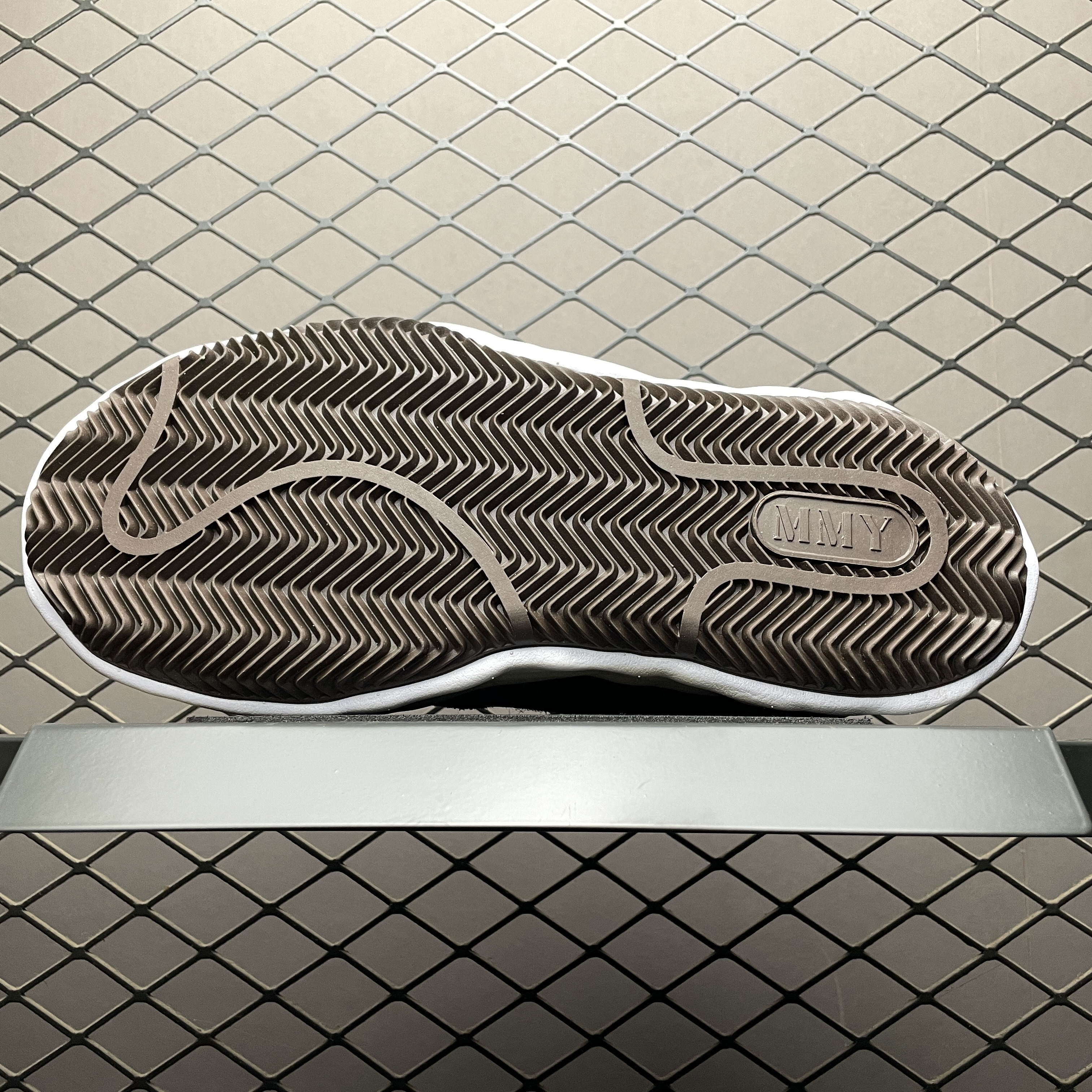 Maison MIHARA YASUHIRO BLAKEY OG Sole Vintage Suede Low-top Sneaker  (A15FW729BLACK)