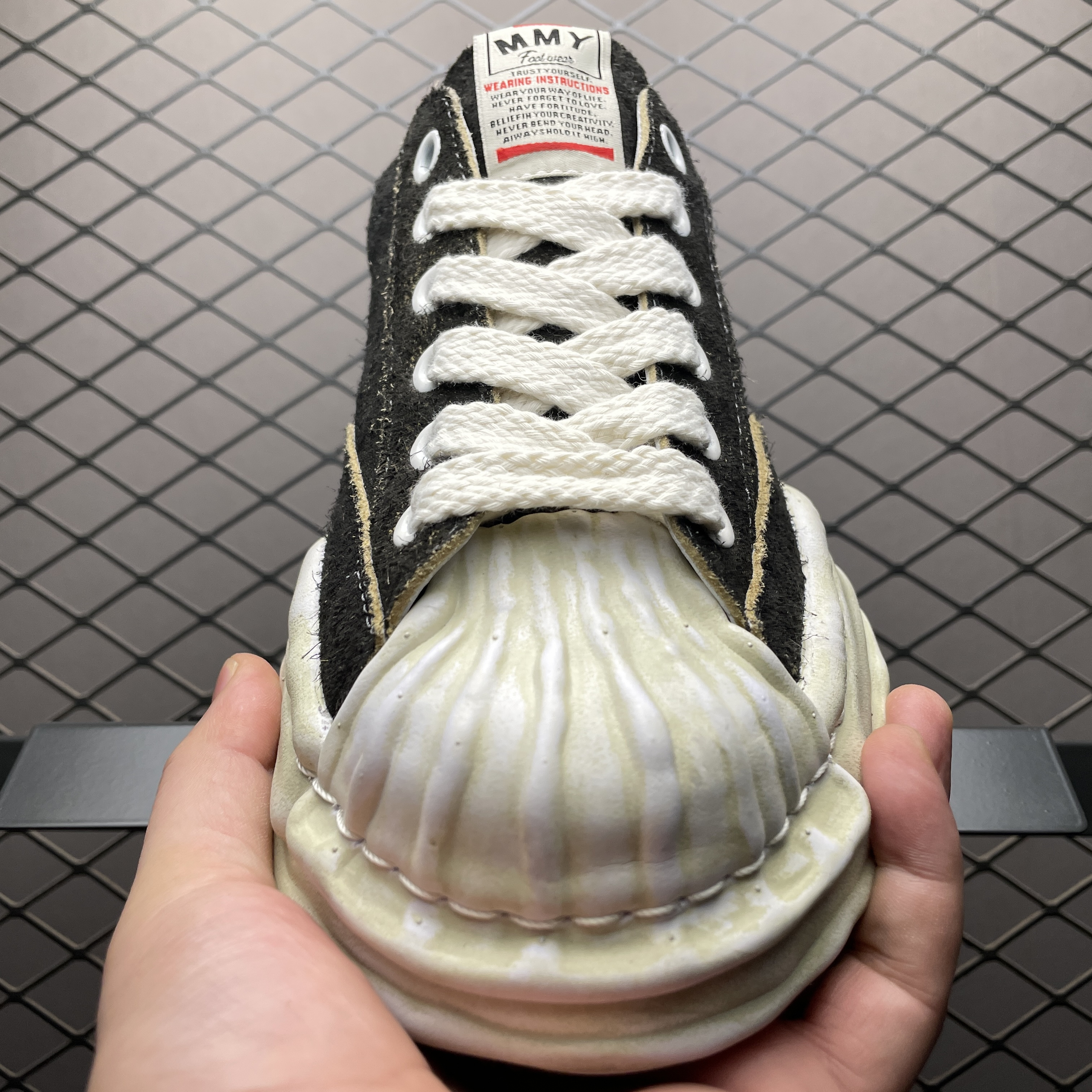 Maison MIHARA YASUHIRO BLAKEY OG Sole Vintage Suede Low-top Sneaker  (A15FW729BLACK)