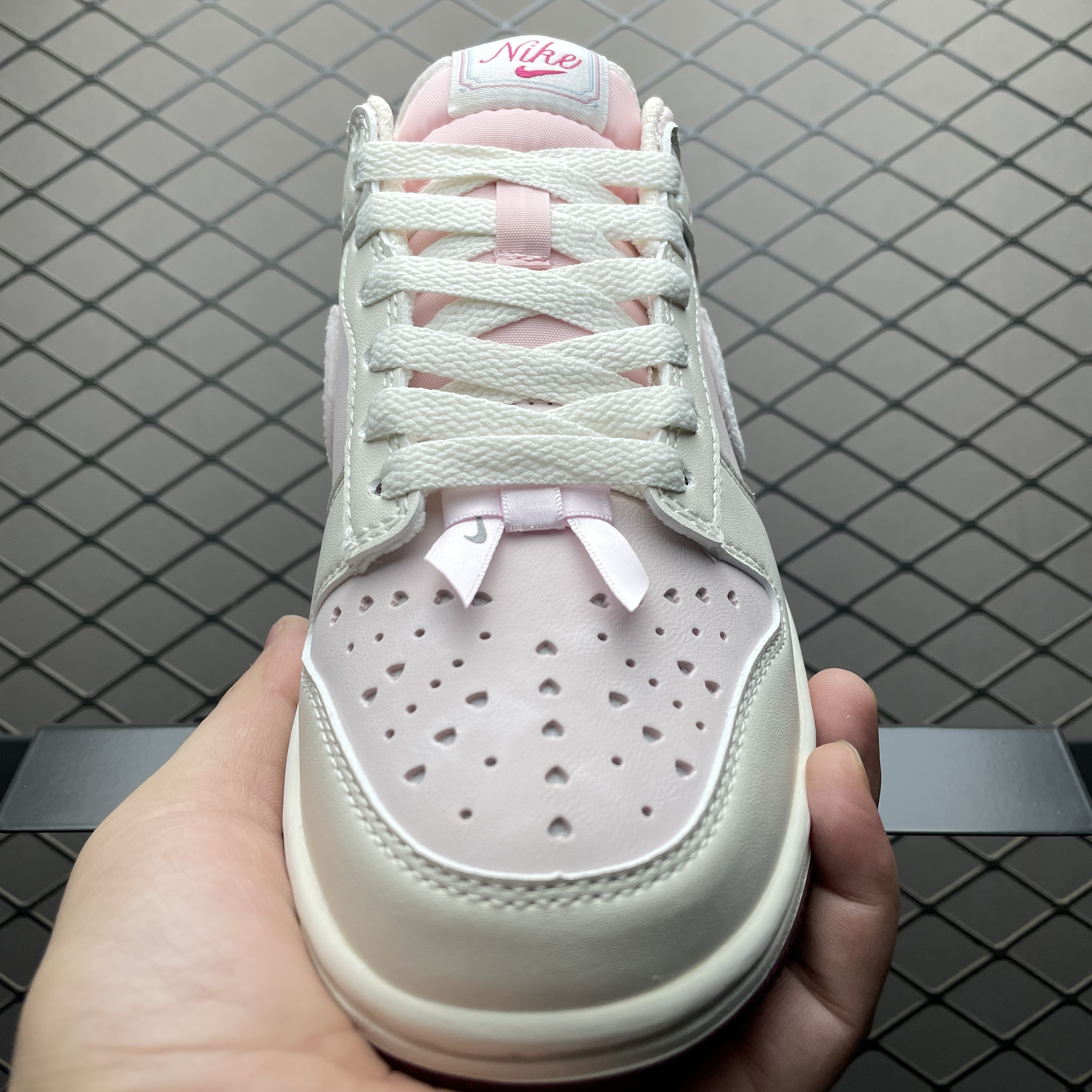 Nike Women's Dunk Low "Valentine’s Day" (2026)（IQ1145-610）