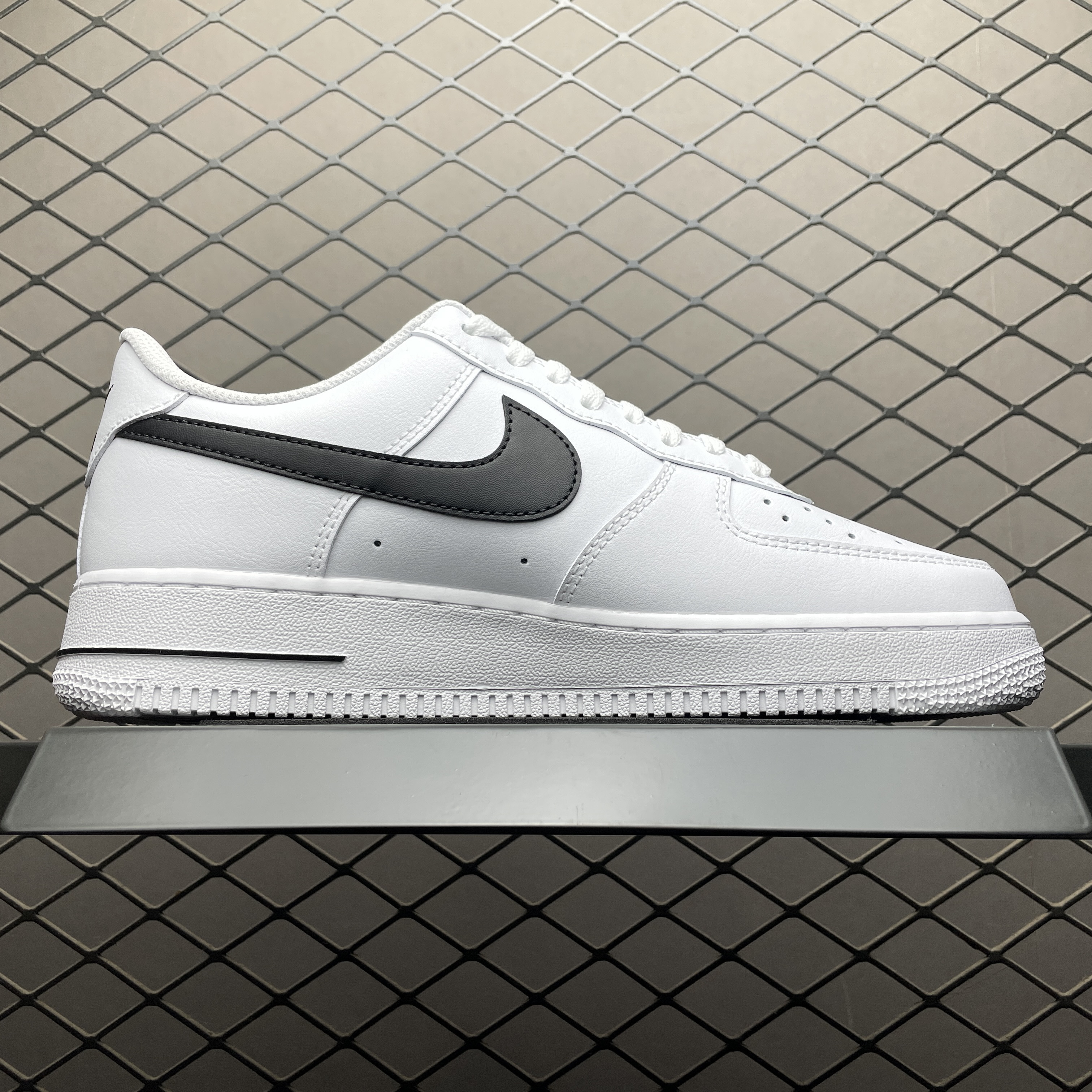 Nike Air Force 1 Low "White/Black" (2020)（CJ0952-100）
