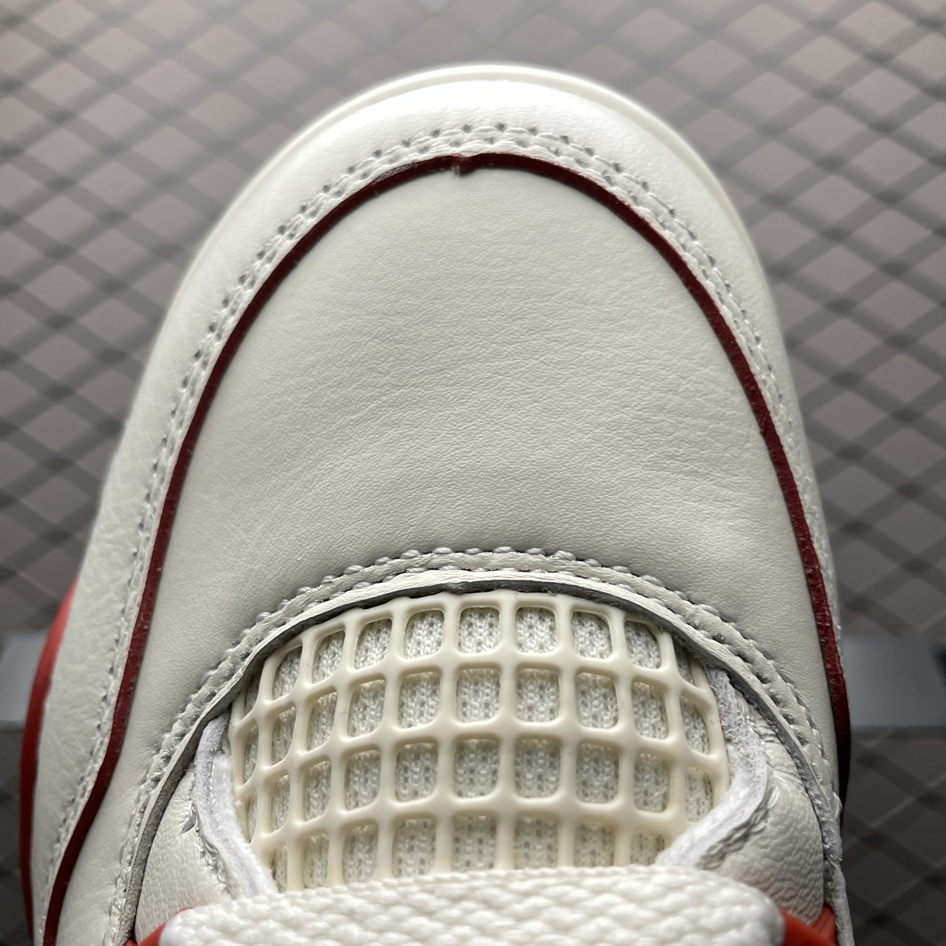 Nike Women's Air Jordan 4 "Sierra Red"（HV0823-108）