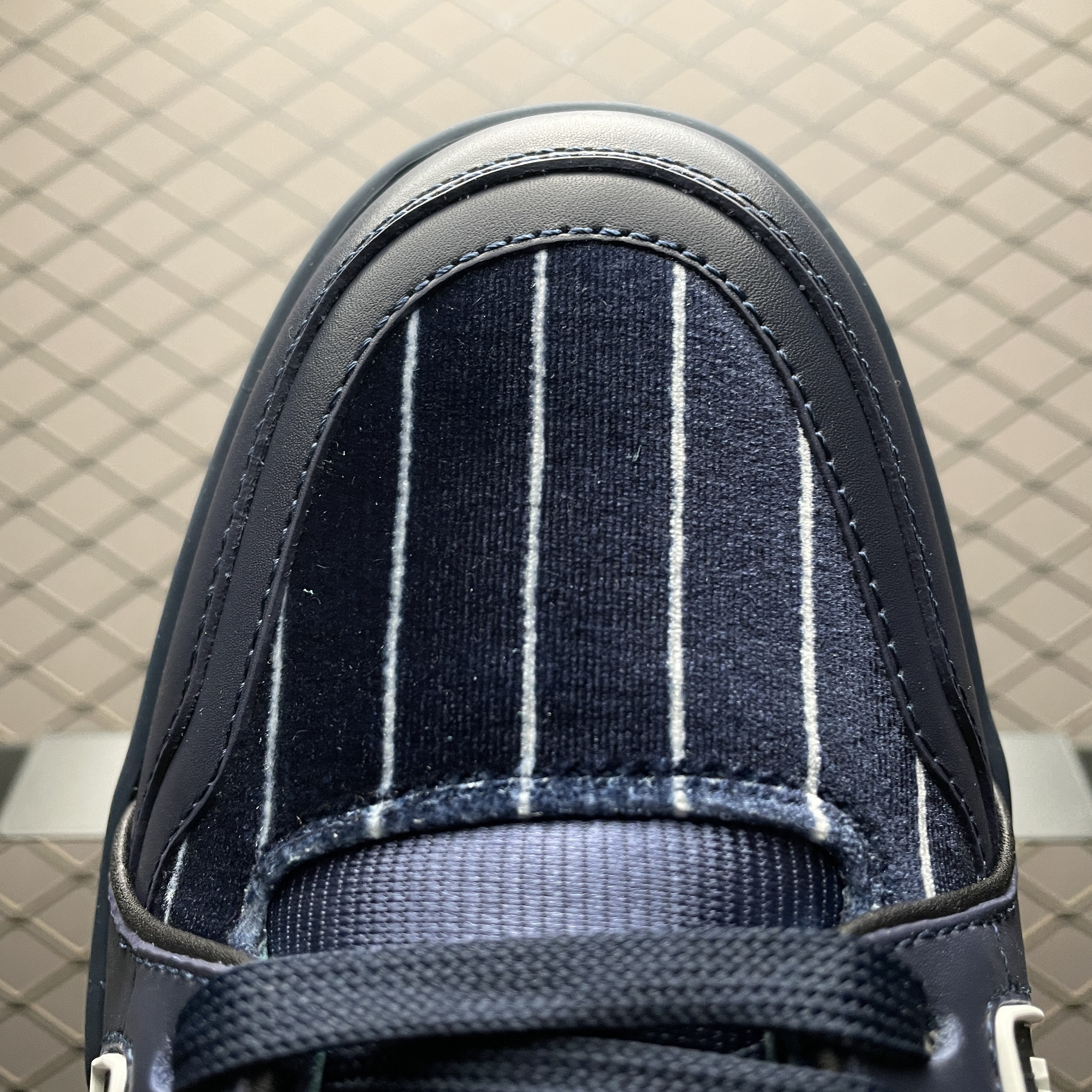 Louis Vuitton LV Trainer Sneaker（1AJ228)