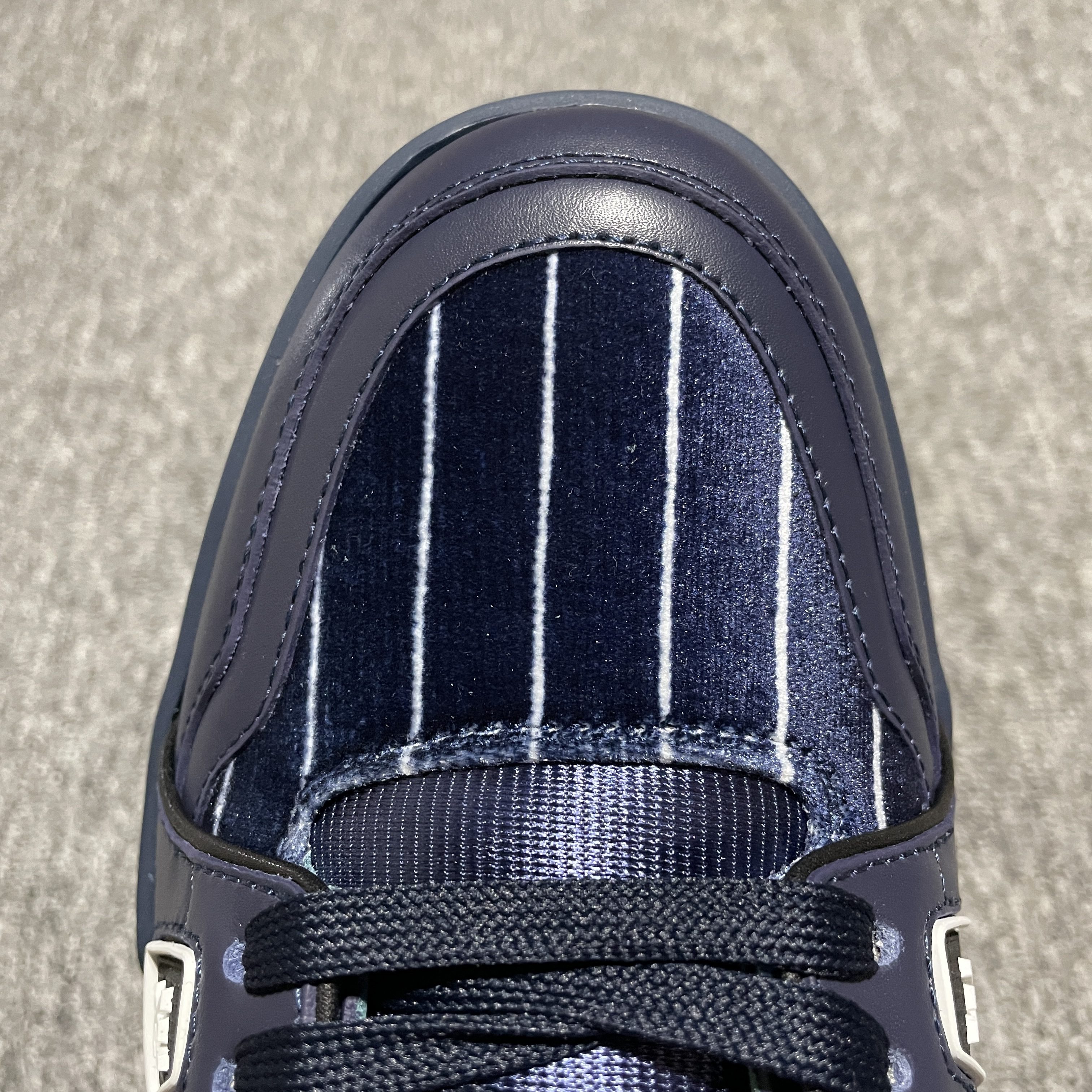 Louis Vuitton LV Trainer Sneaker（1AJ228)