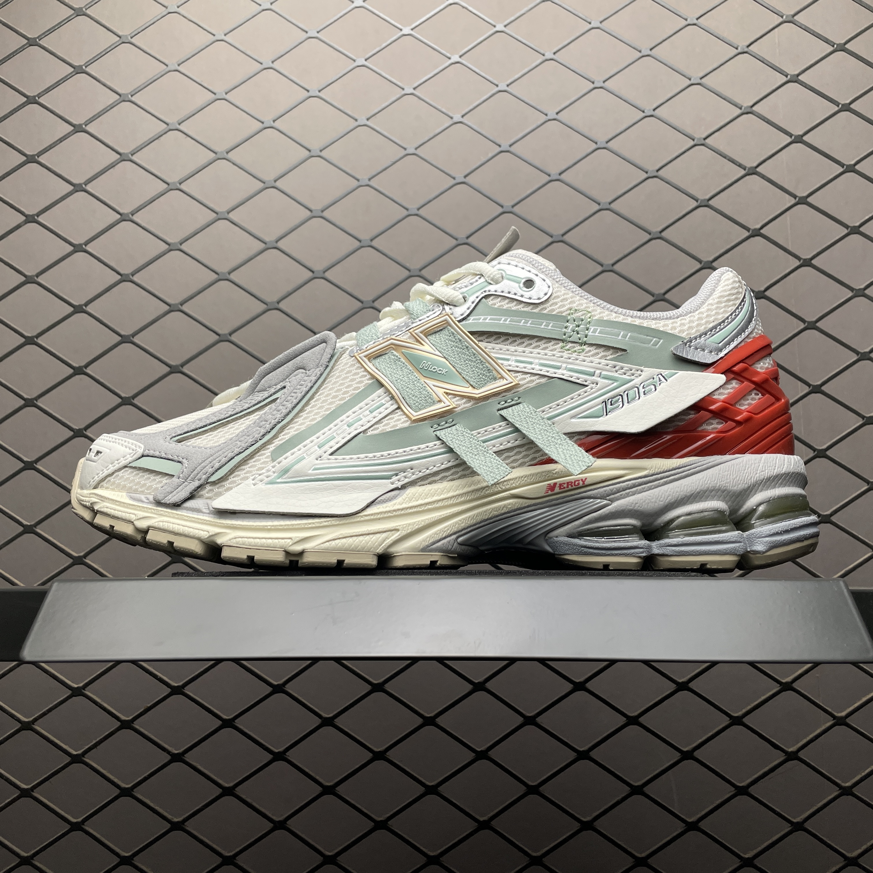 New Balance 1906A "Sea Salt/Lone Star Grey"(U19065DY）