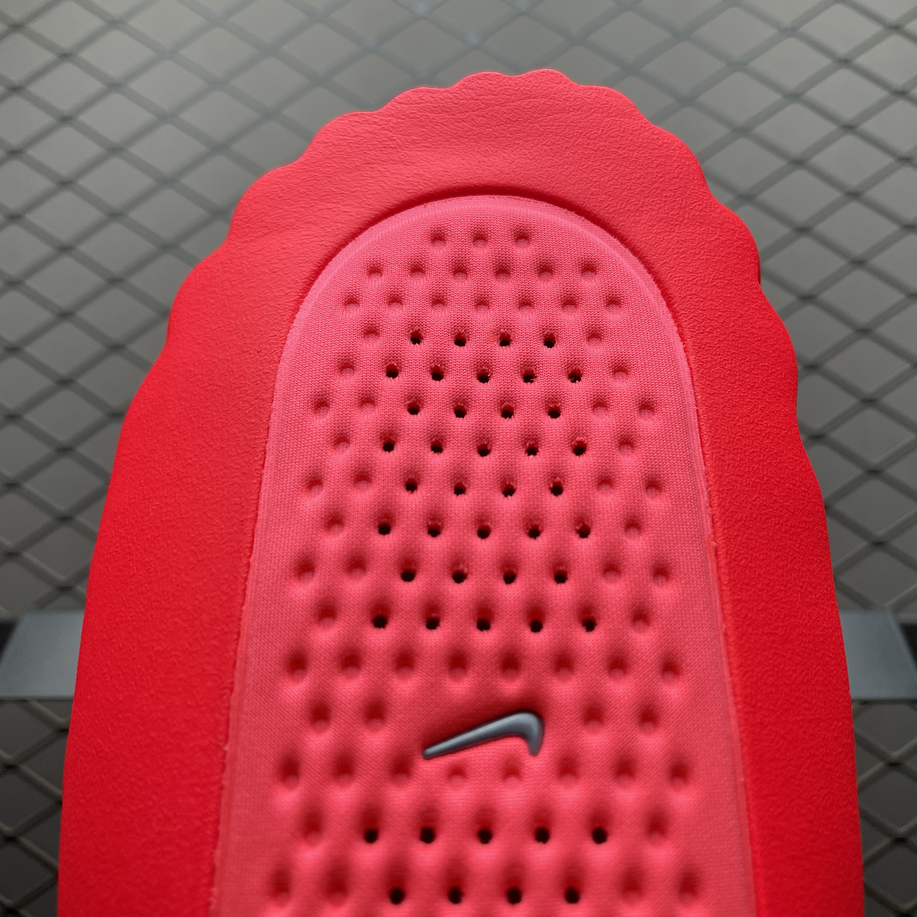 Nike Mind 001 Mules "Solar Red/Hyper Crimson"（HQ4307-600）