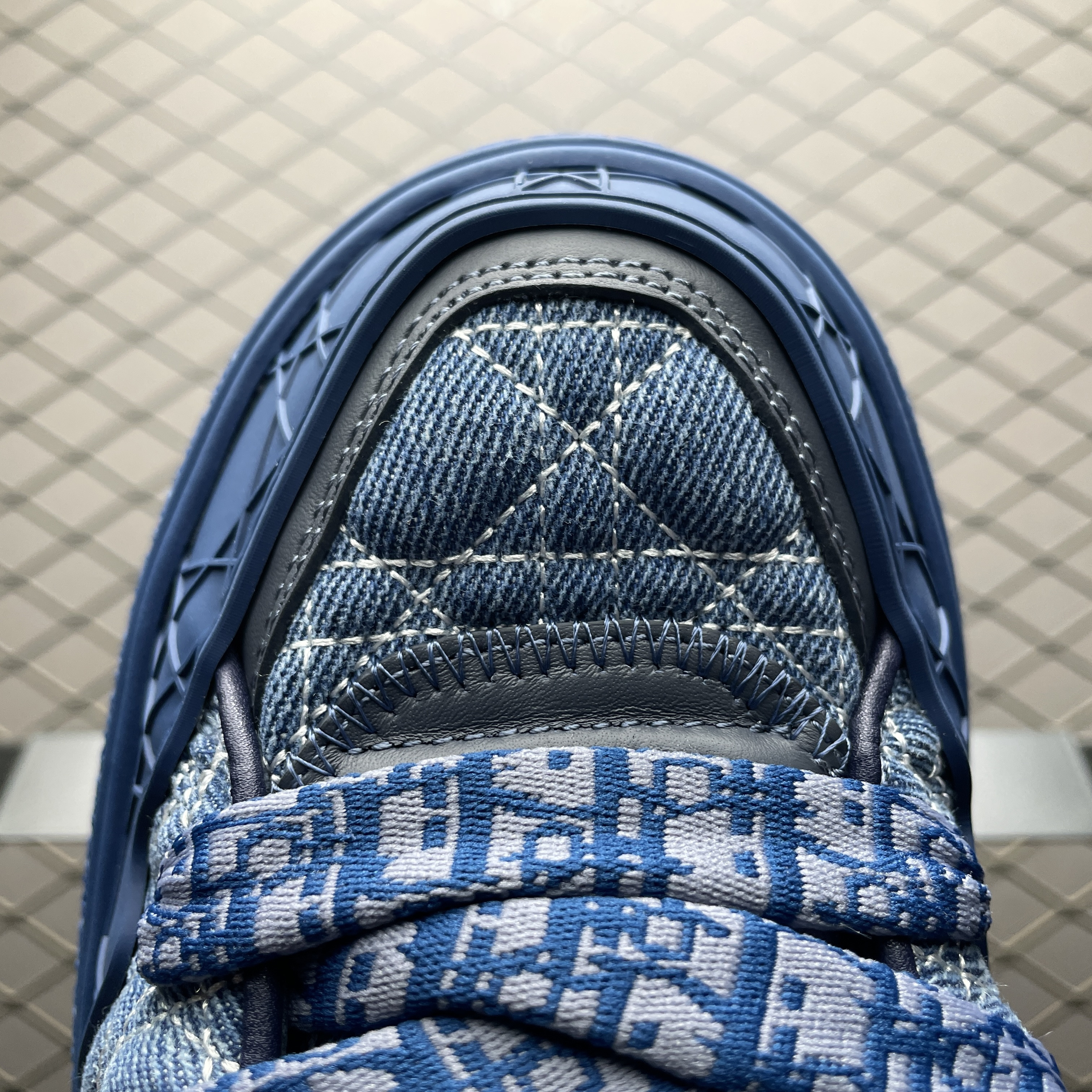 DIOR Spider Cannage Denim Sneakers（3SN288ZAW_H565）