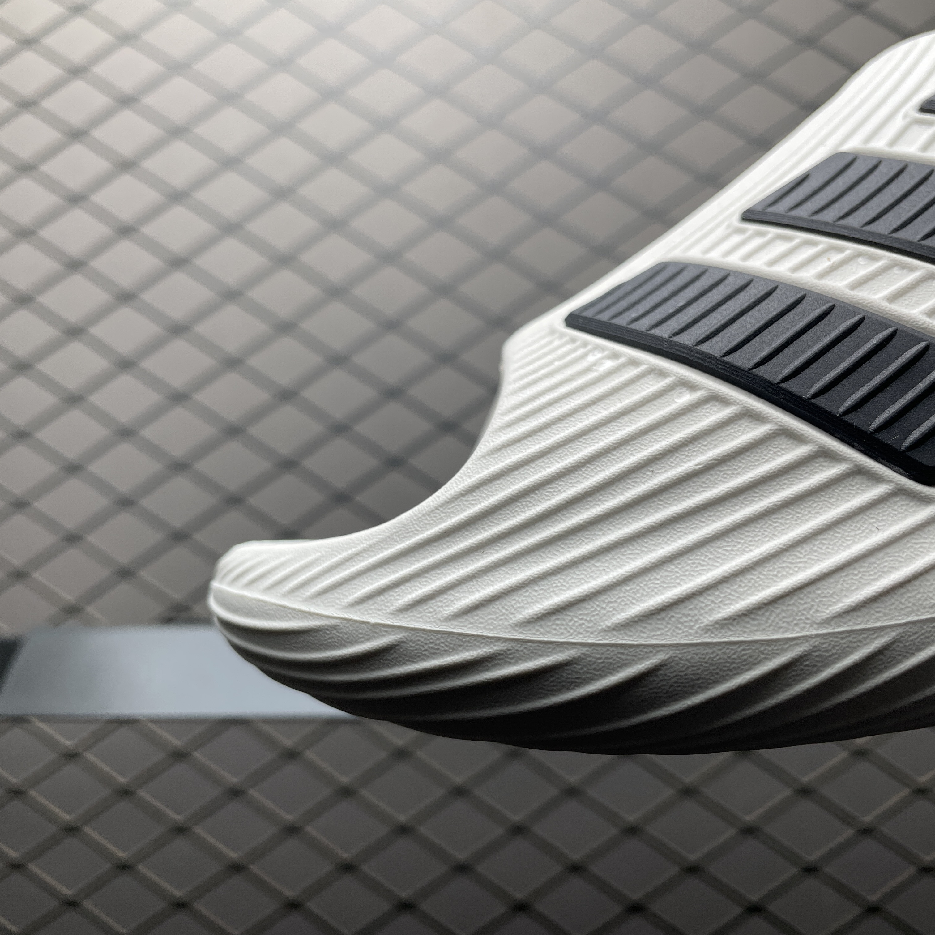 adidas Purechill Slides "Core White/Core Black"（KI0054）